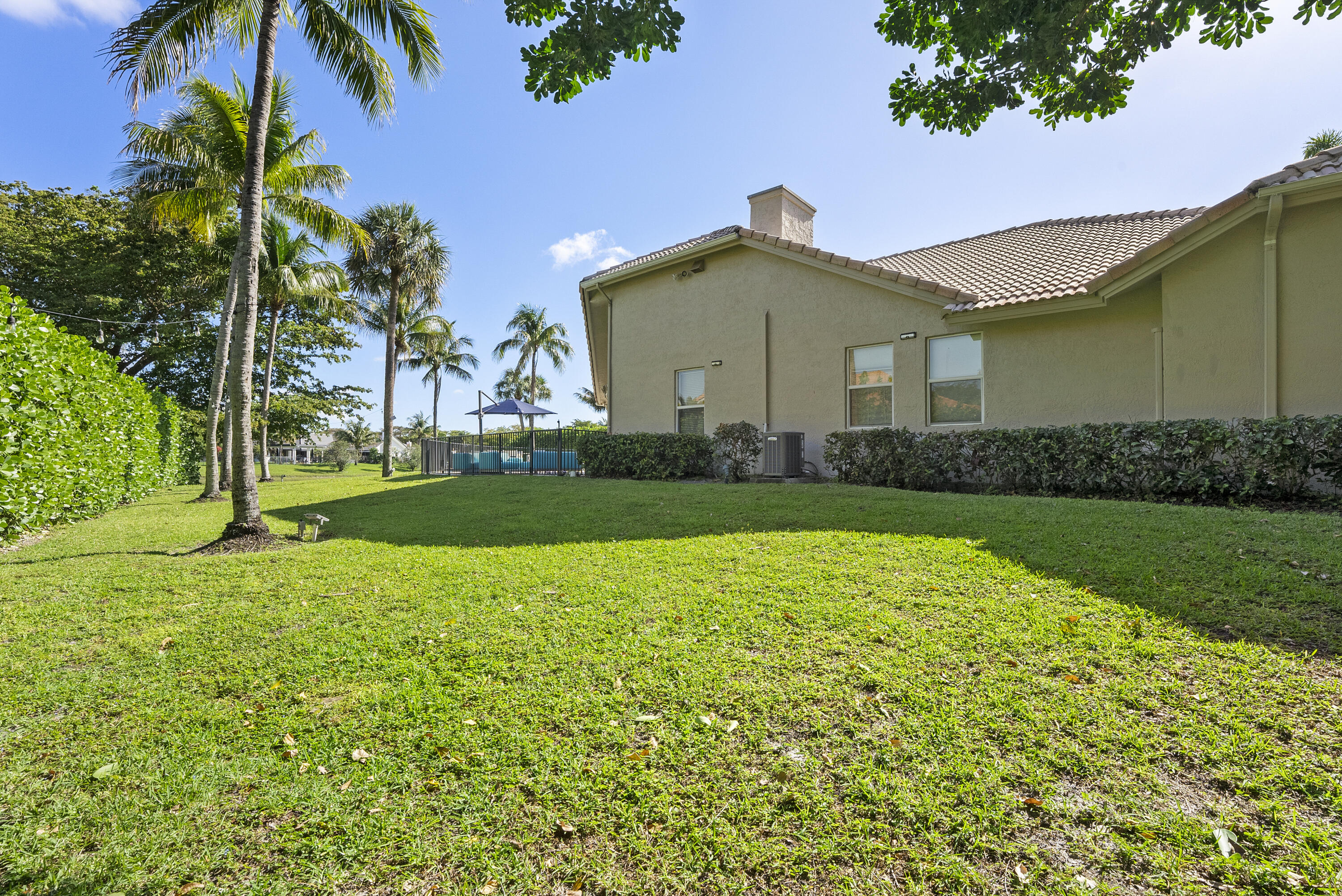 2245 SW 16th Place