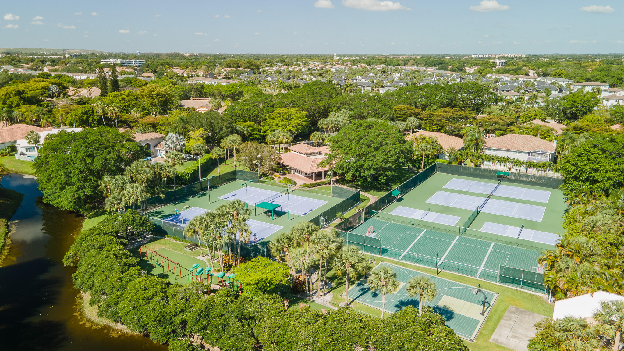 2245 SW 16th Place