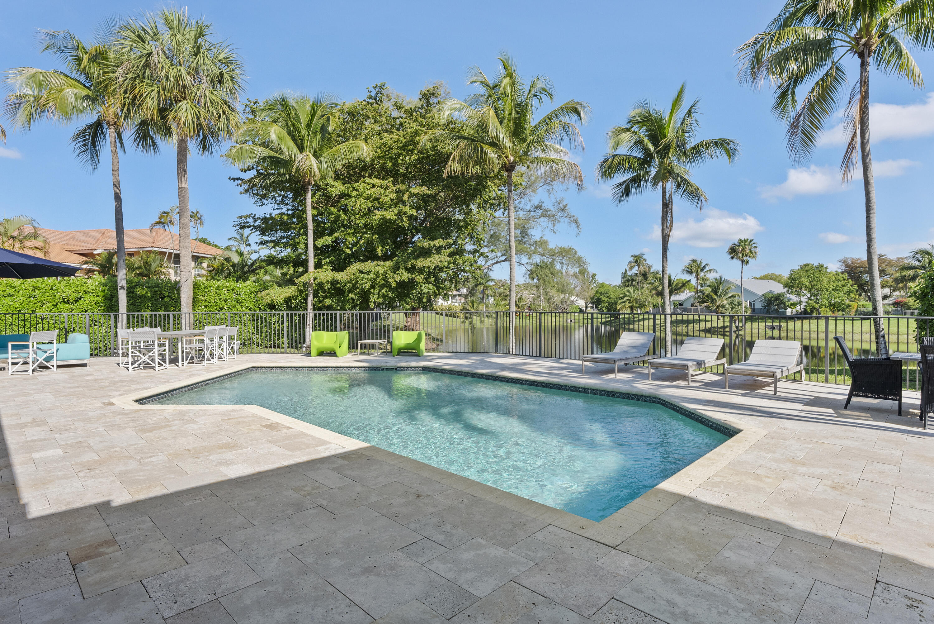 2245 SW 16th Place