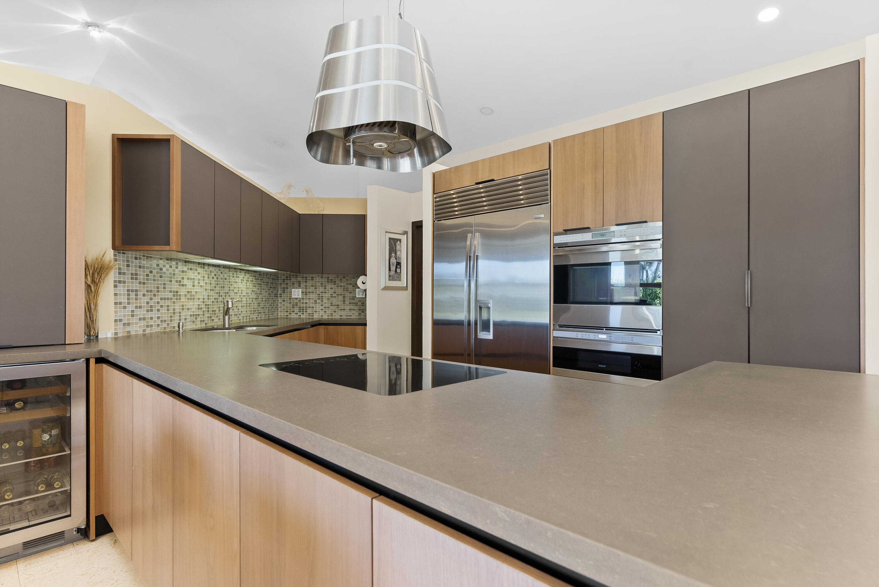 2245 SW 16th Place