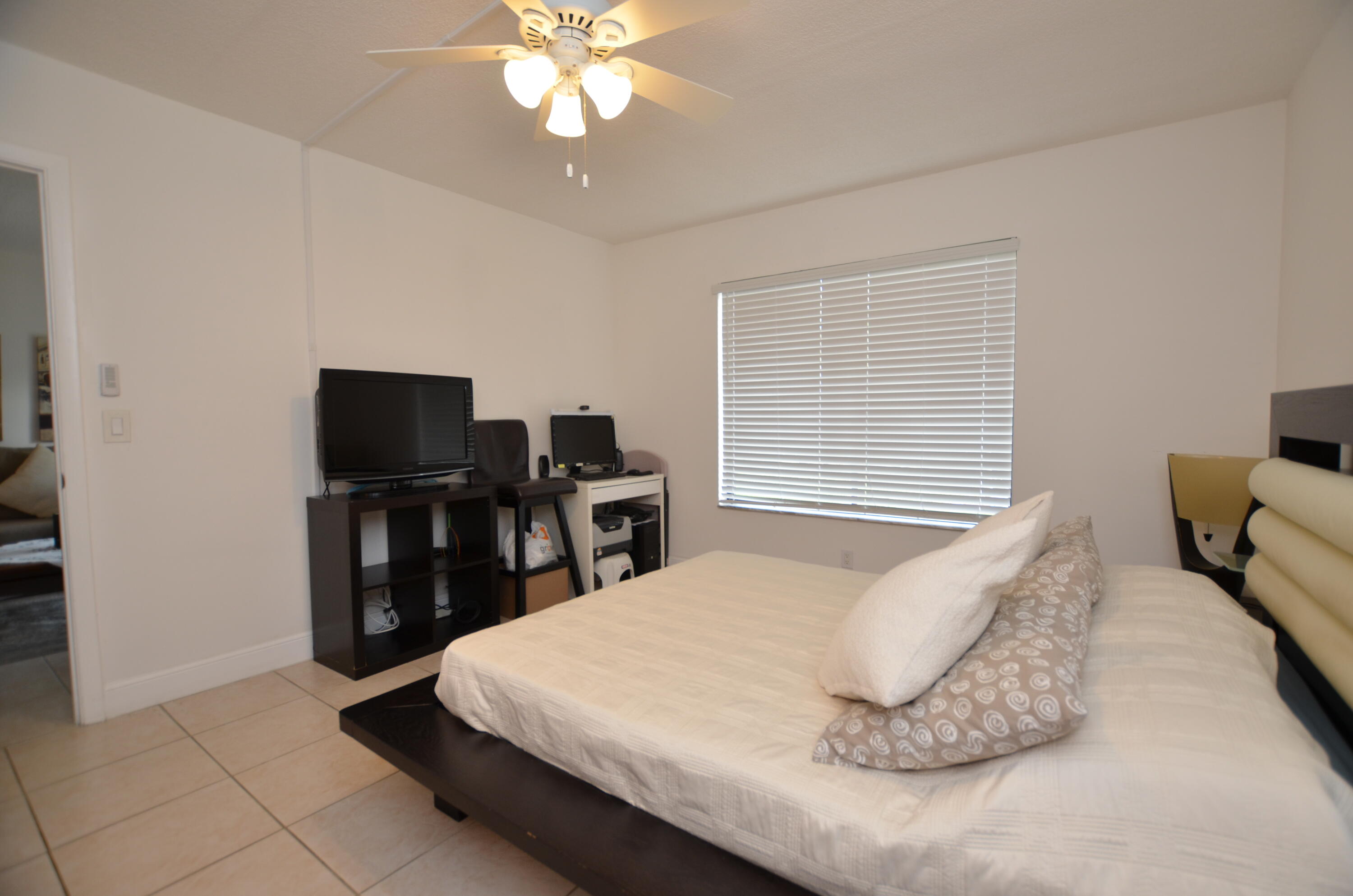 6649 Somerset Drive 102