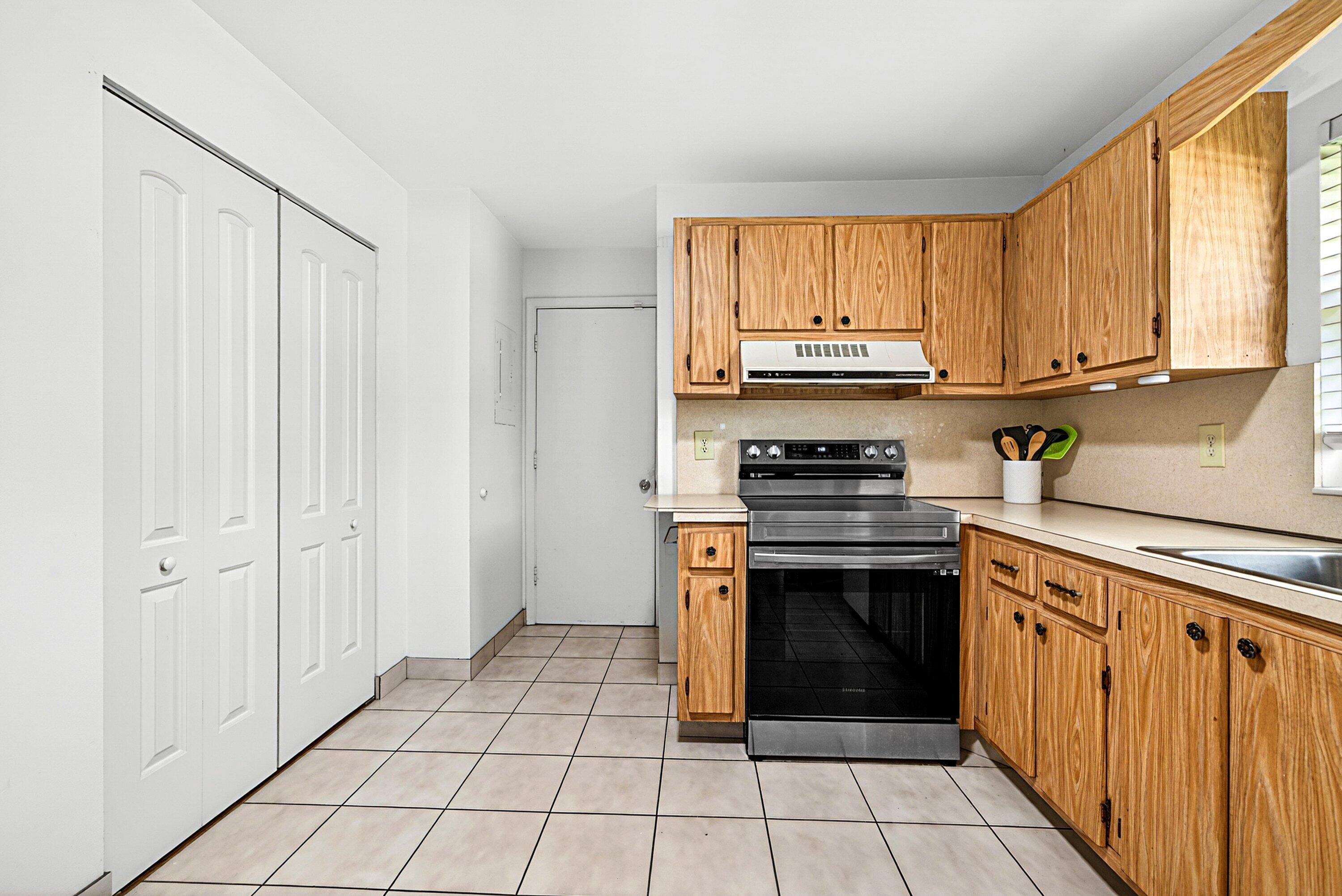 6061 Stanley Lane