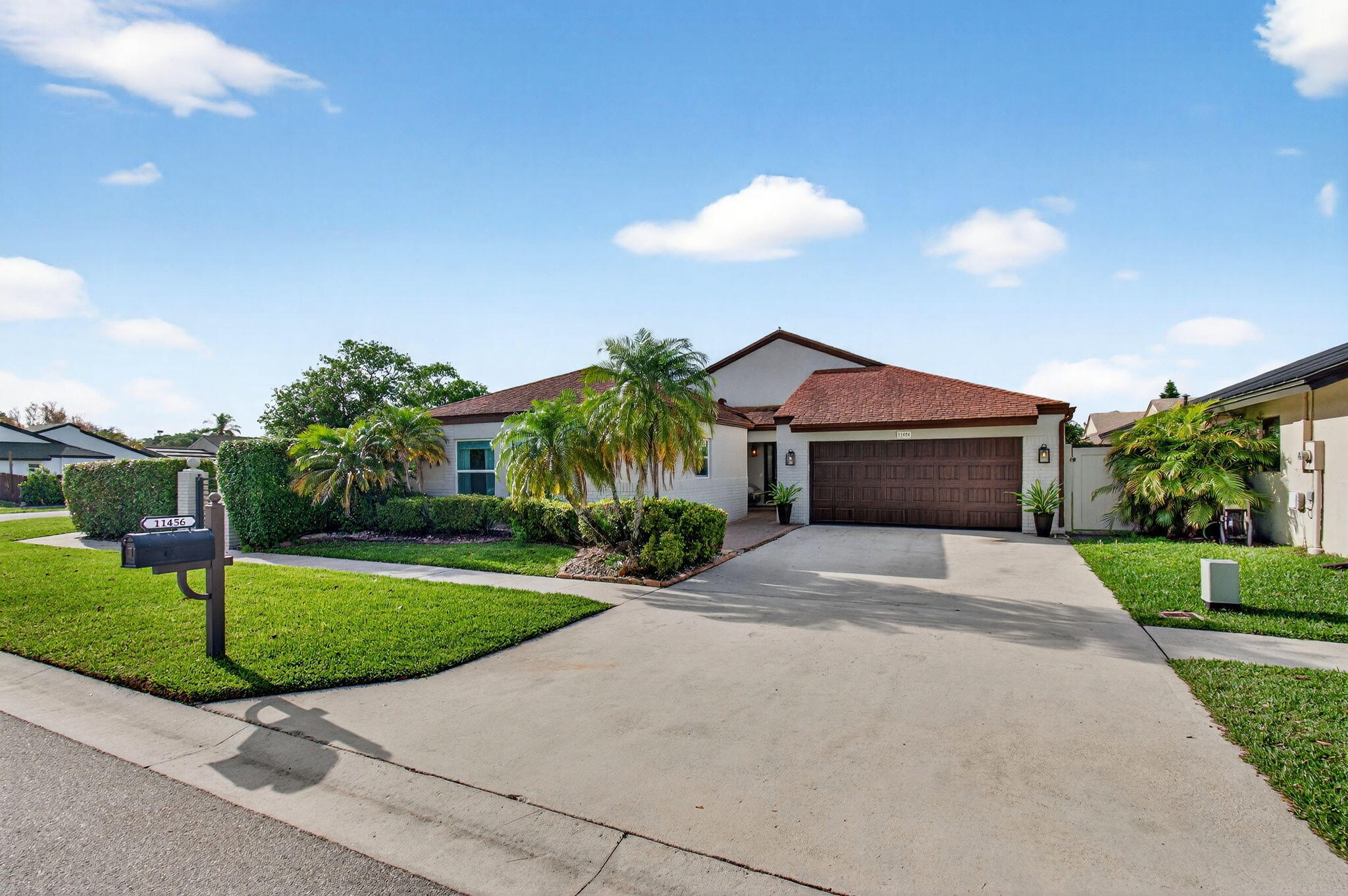 11456 Whisper Sound Drive