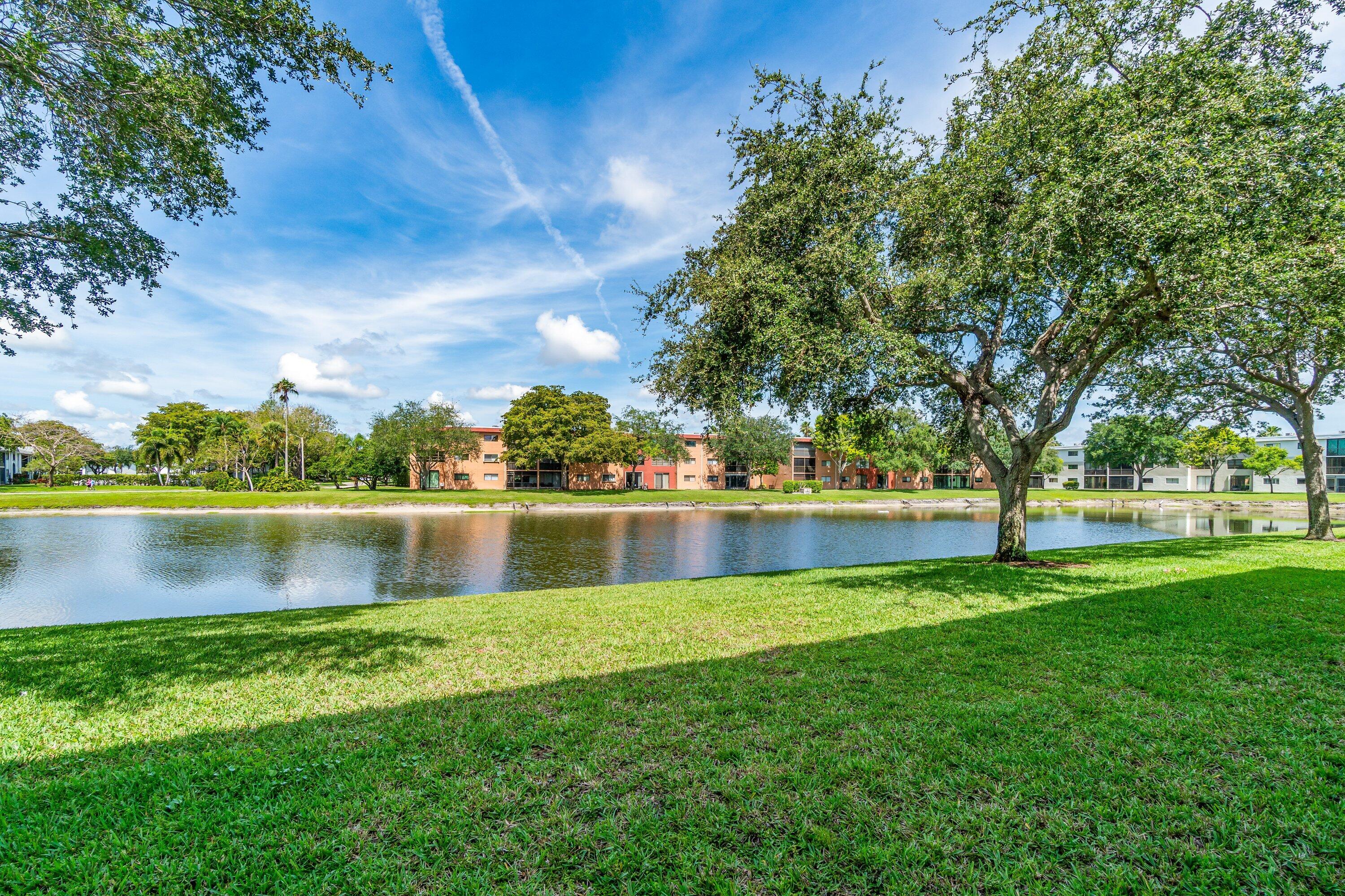5550 Witney Drive 102