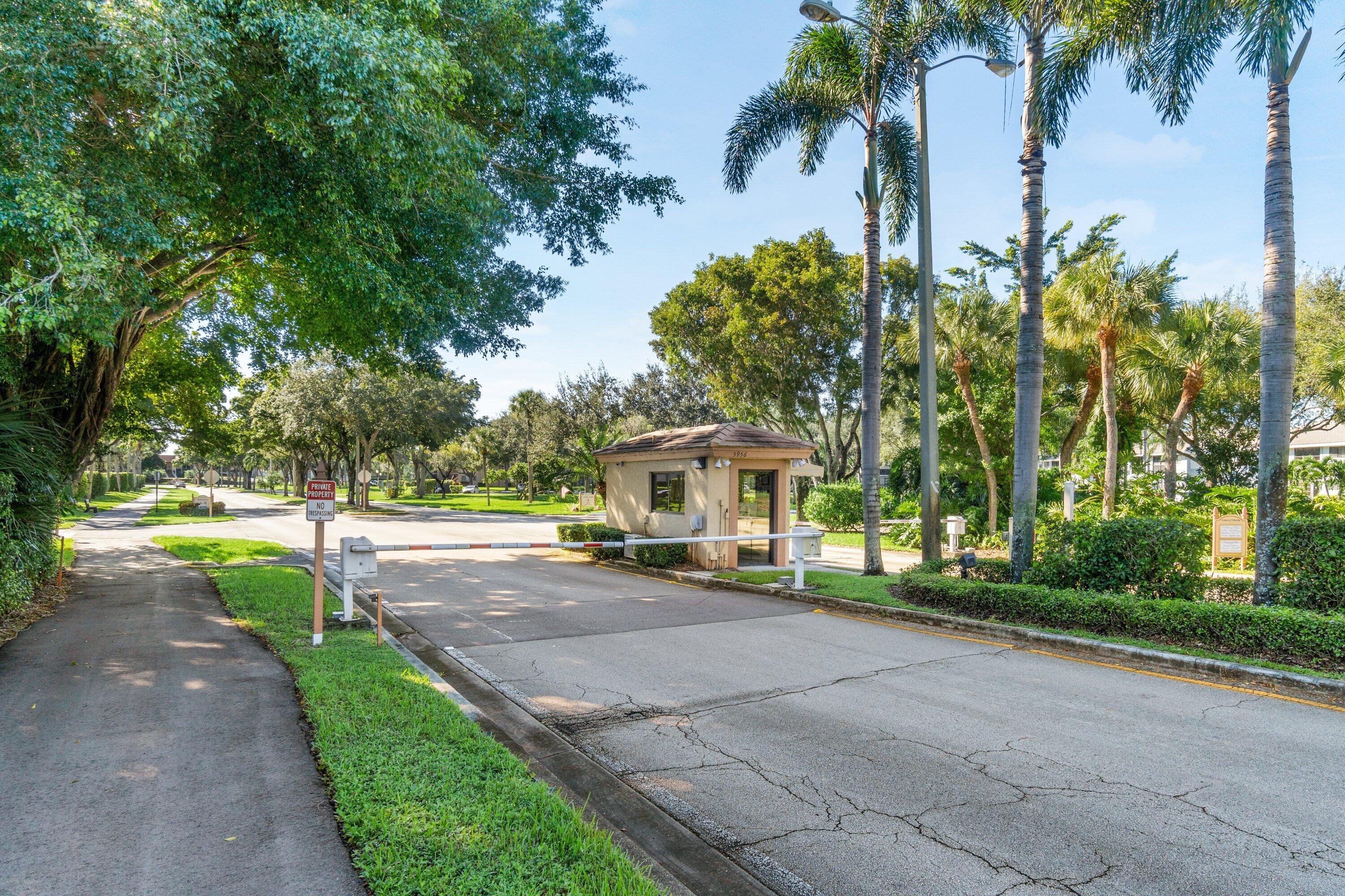 5550 Witney Drive 102