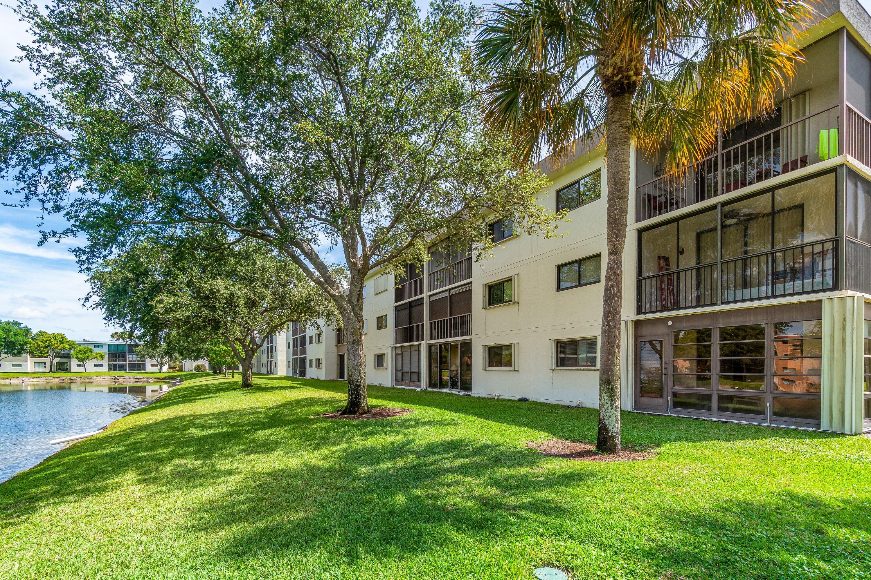 5550 Witney Drive 102