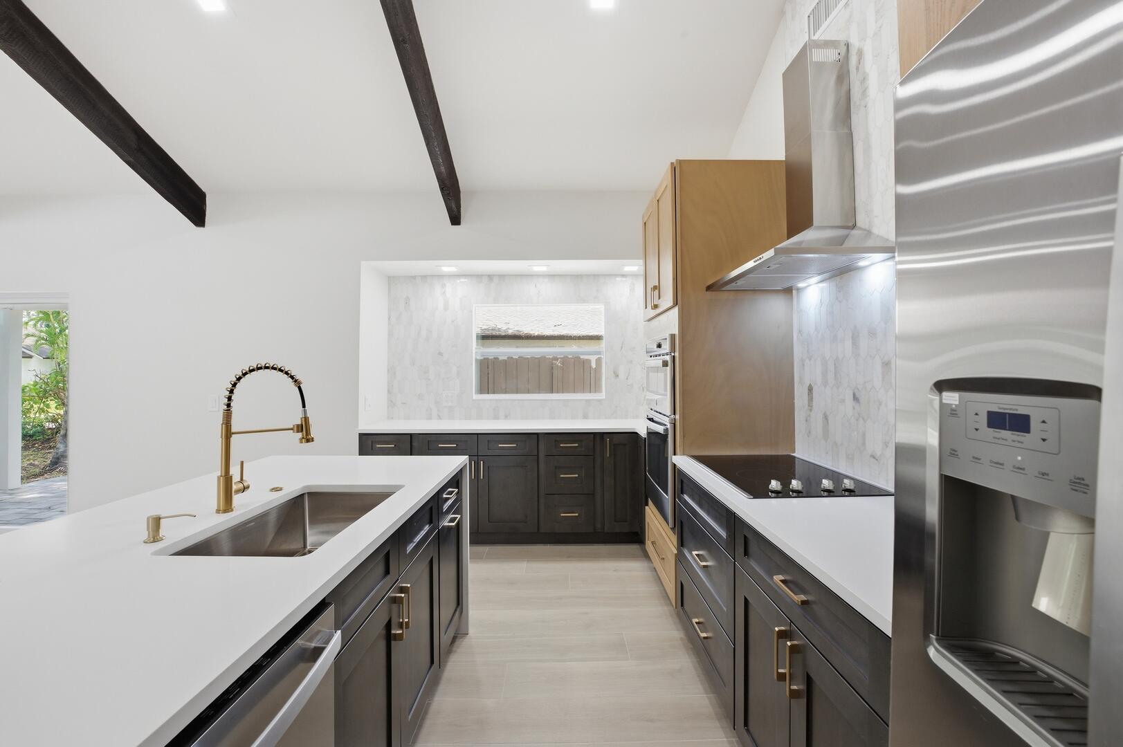 2908 NW 24th Way