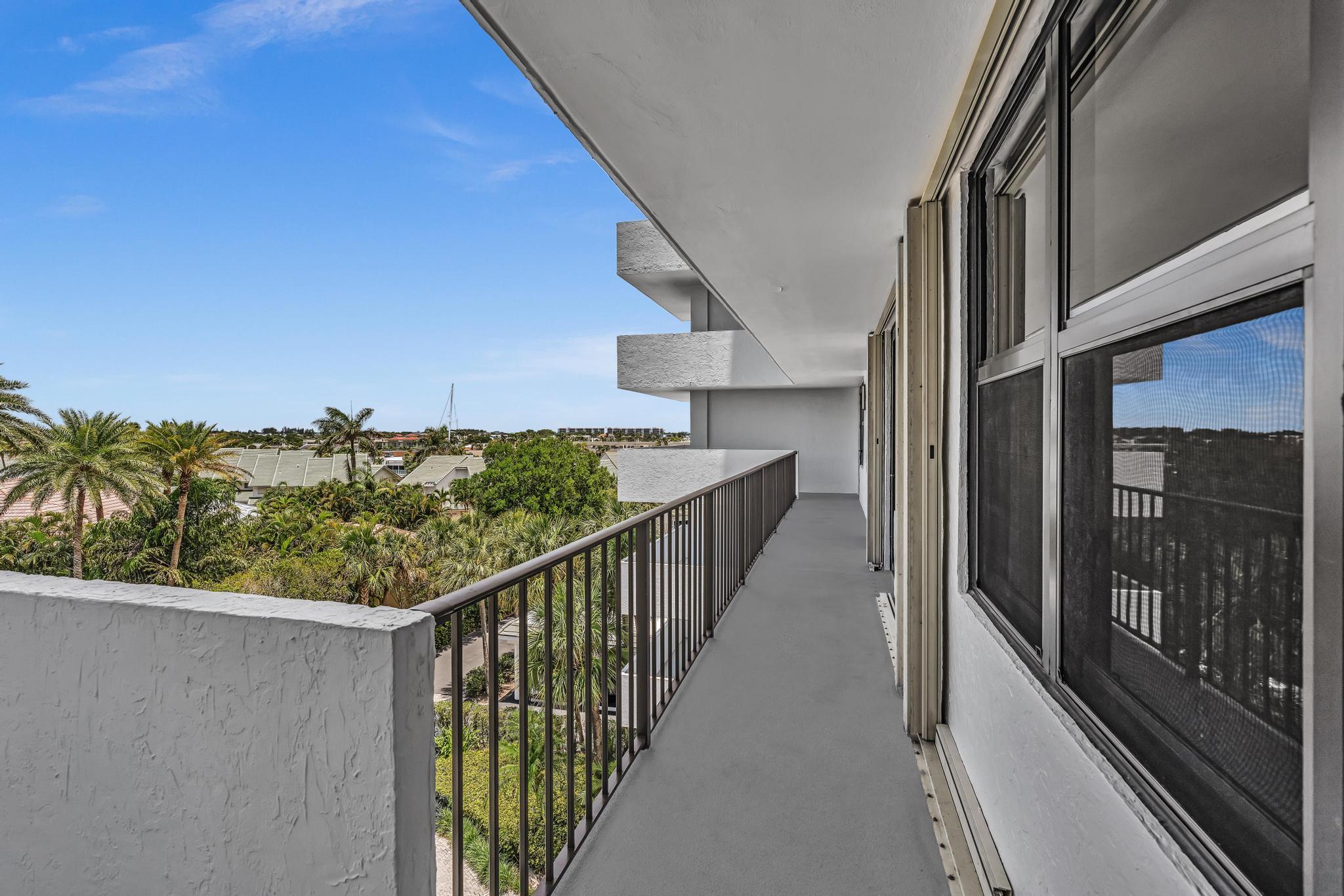 4600 S Ocean Boulevard