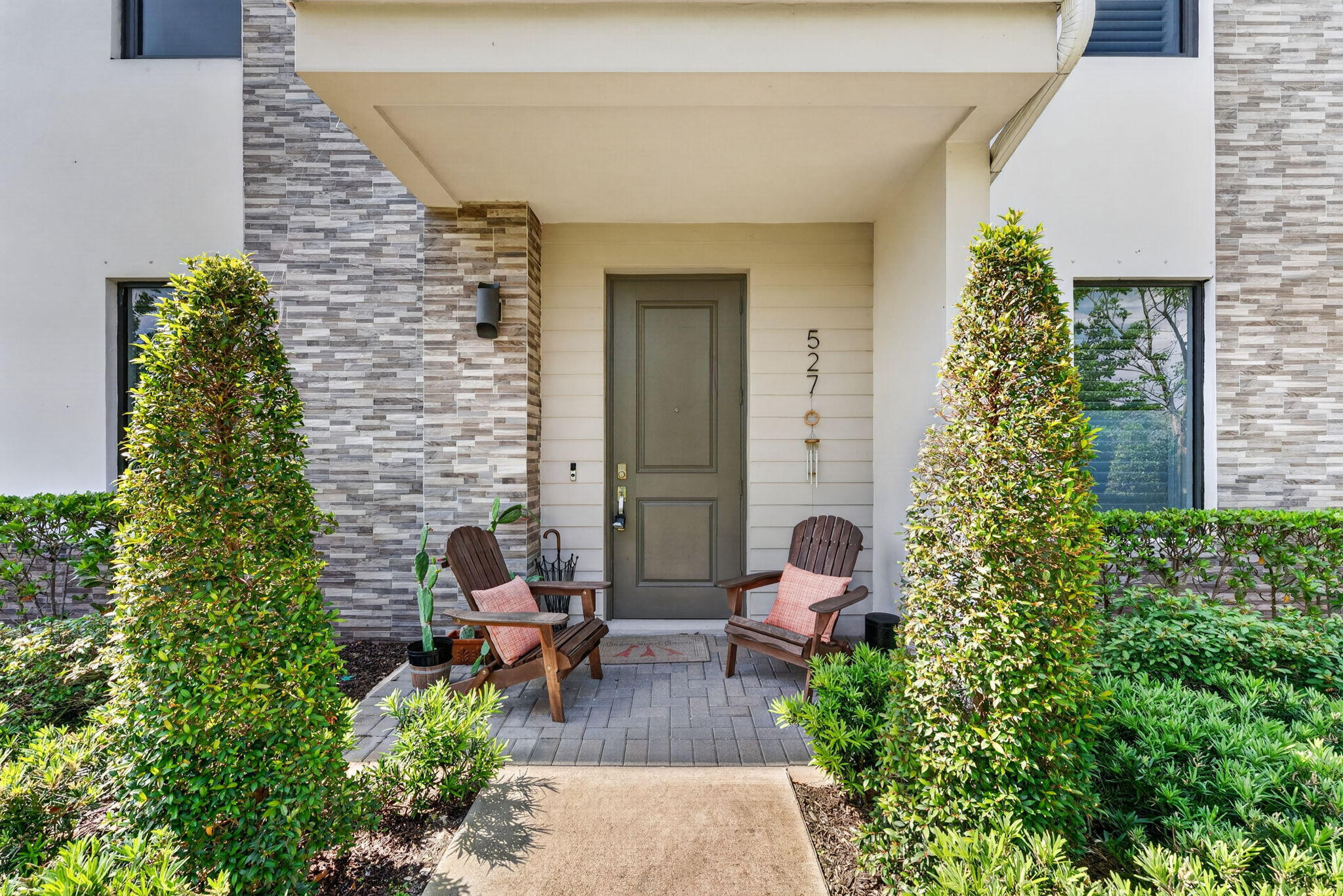 527 NW 17th Street