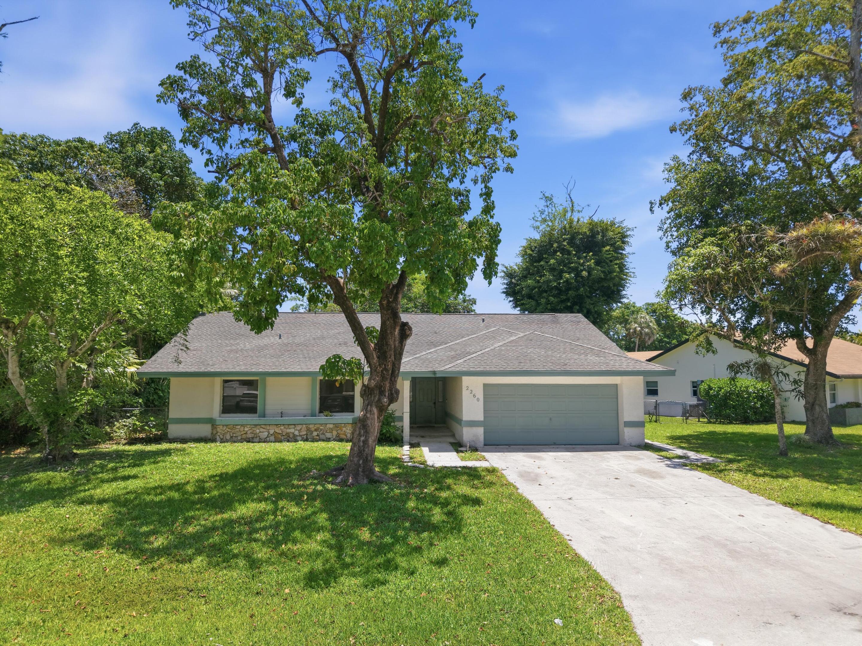 2260 NW 40th Terrace