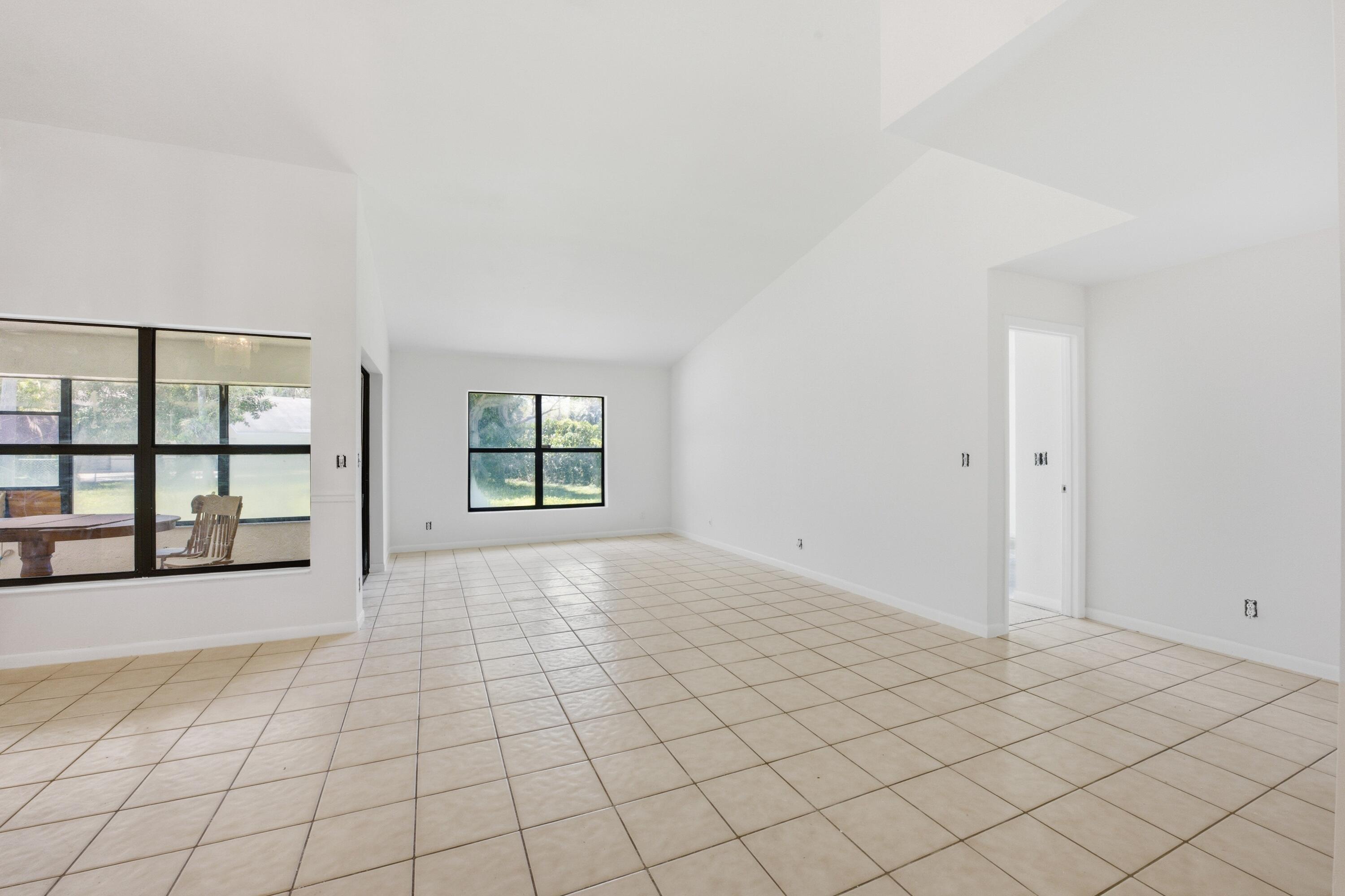2260 NW 40th Terrace