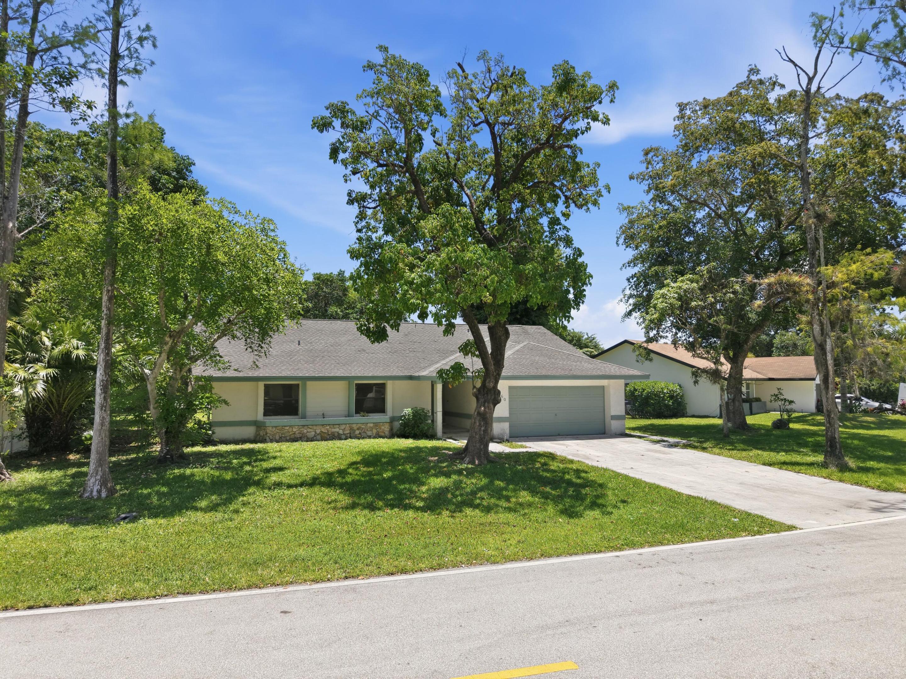 2260 NW 40th Terrace