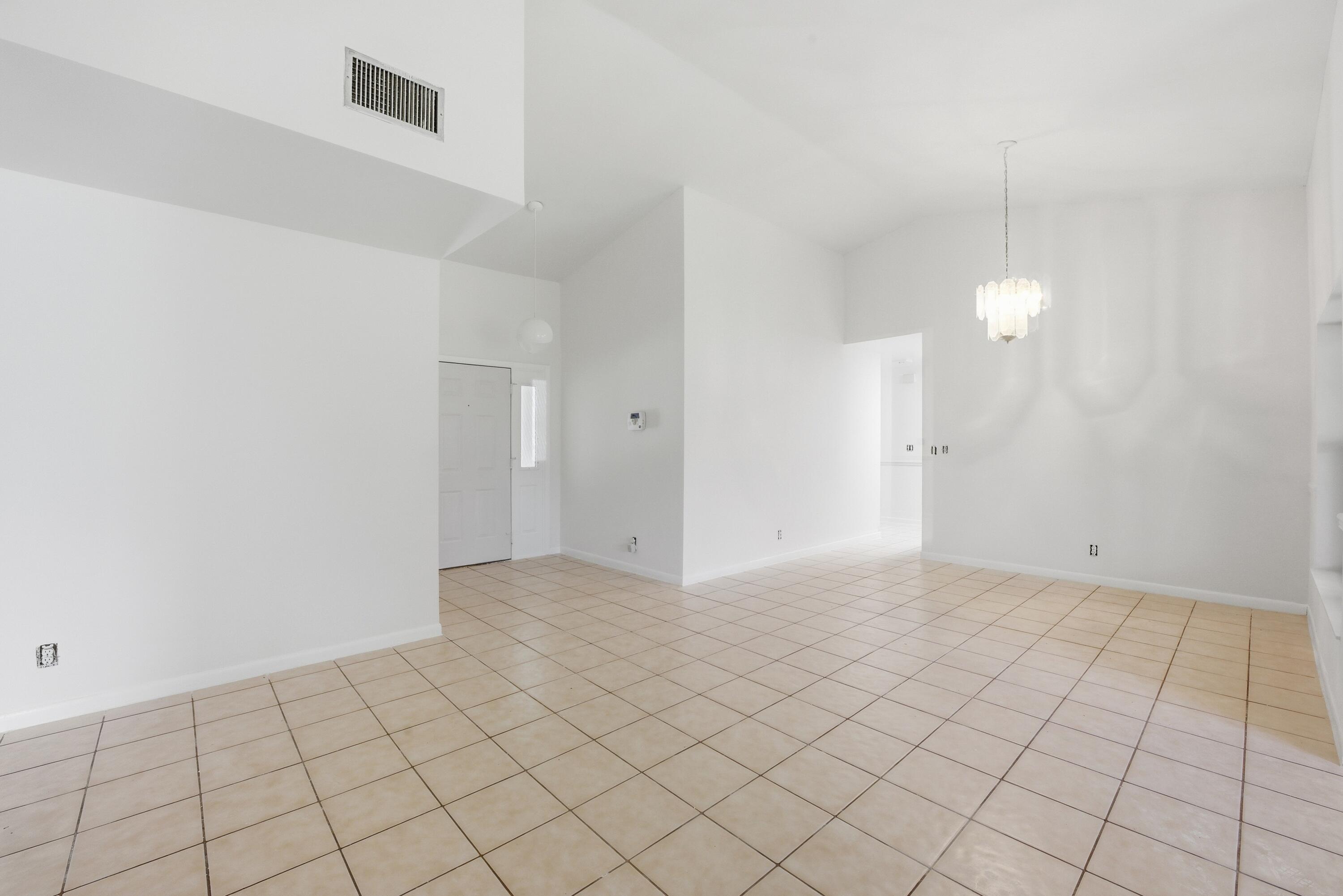 2260 NW 40th Terrace