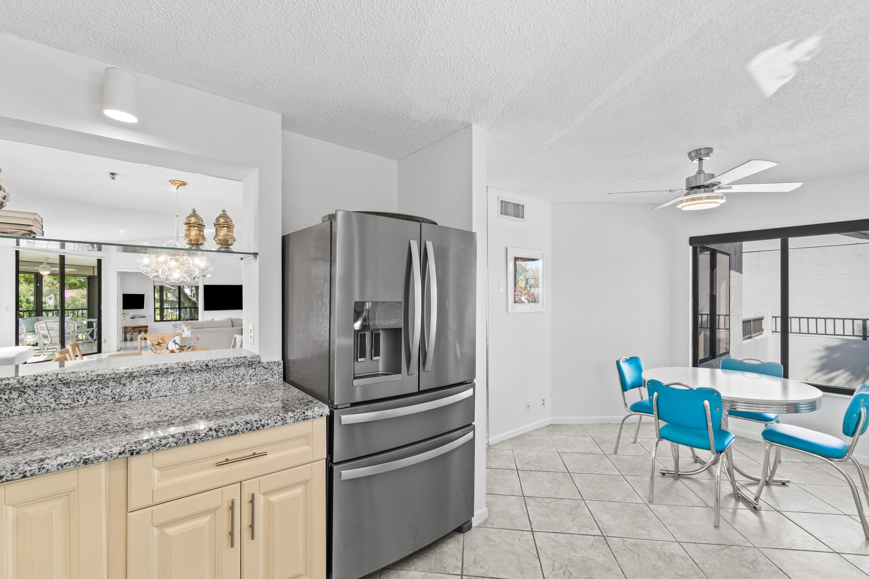 7533 Glendevon Lane 905