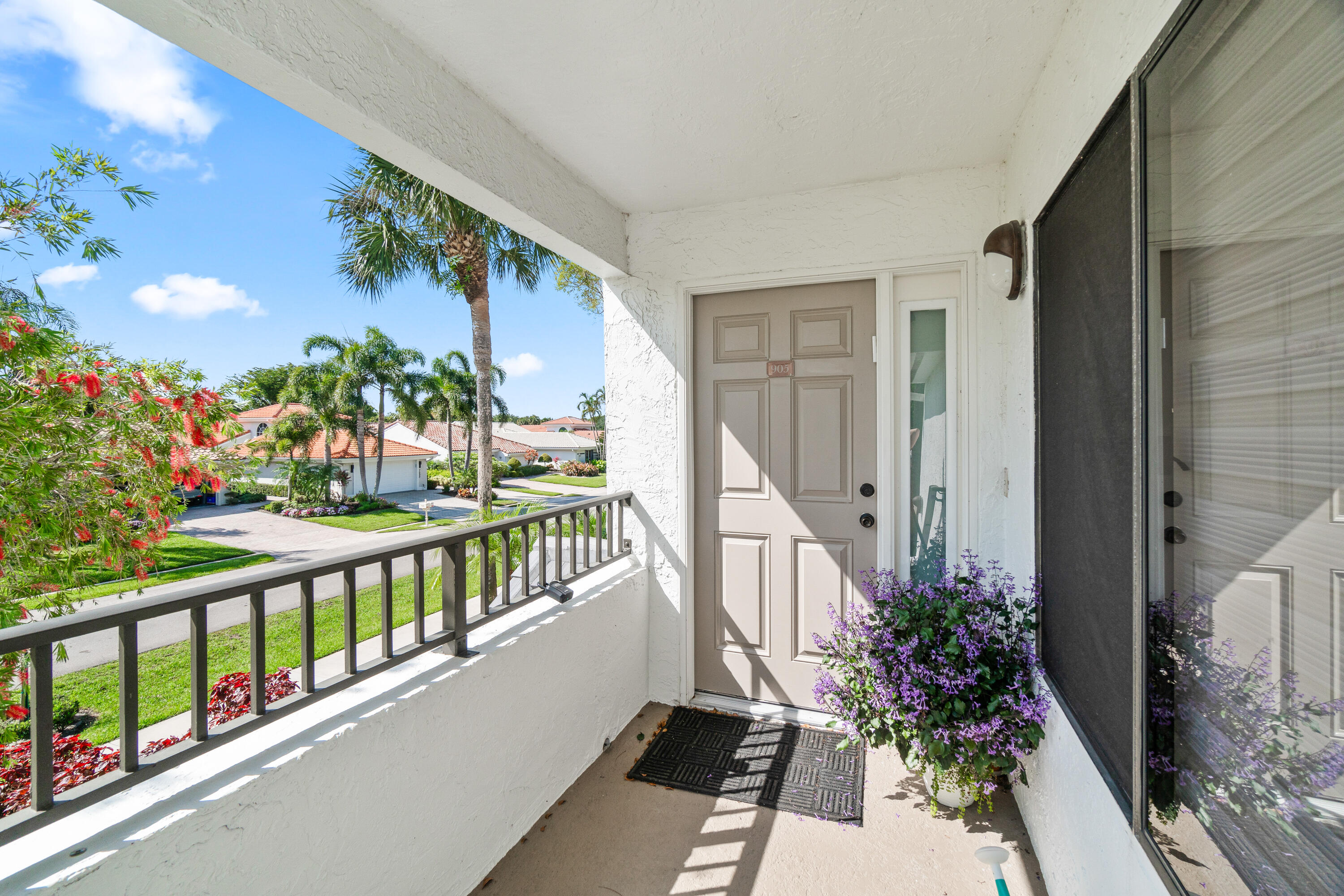 7533 Glendevon Lane 905