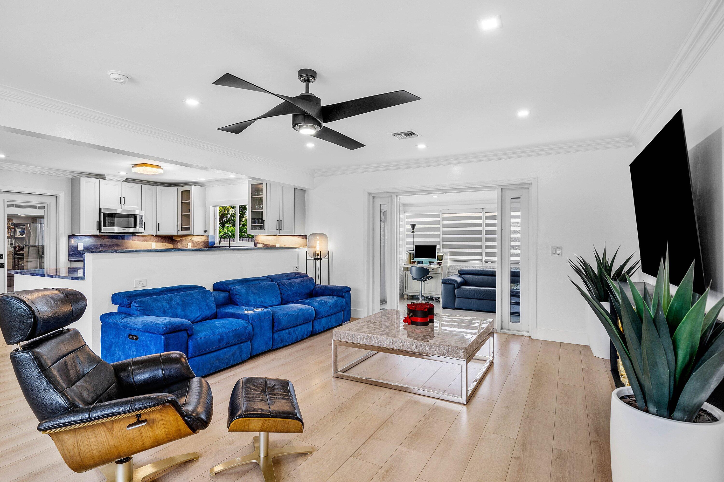 2866 SW 8th Street