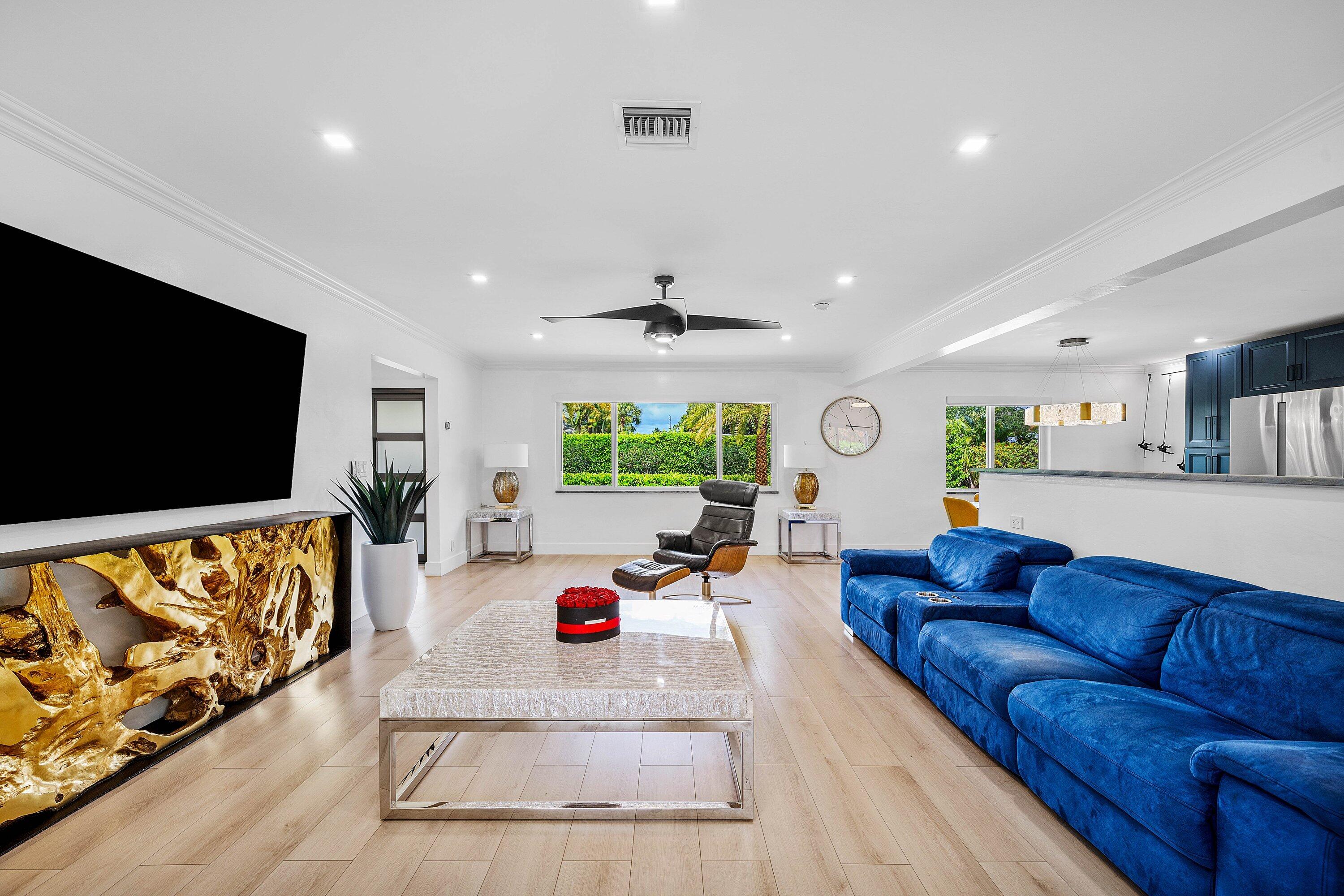 2866 SW 8th Street