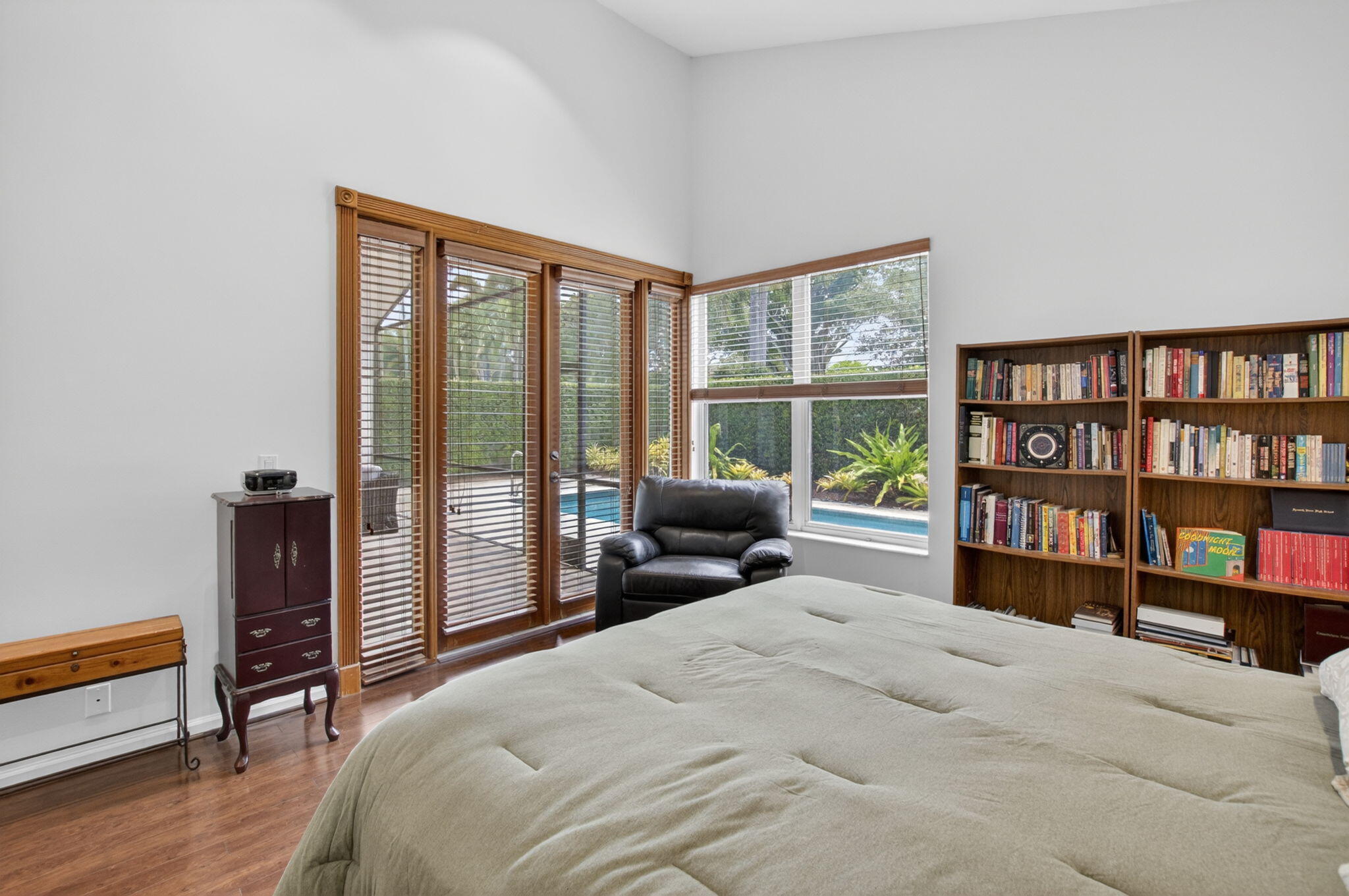 2054 NW 56th Street