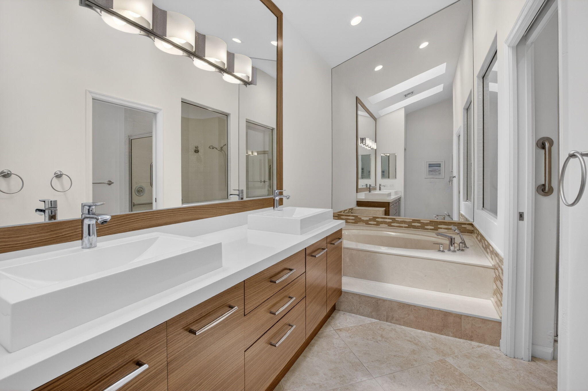2054 NW 56th Street