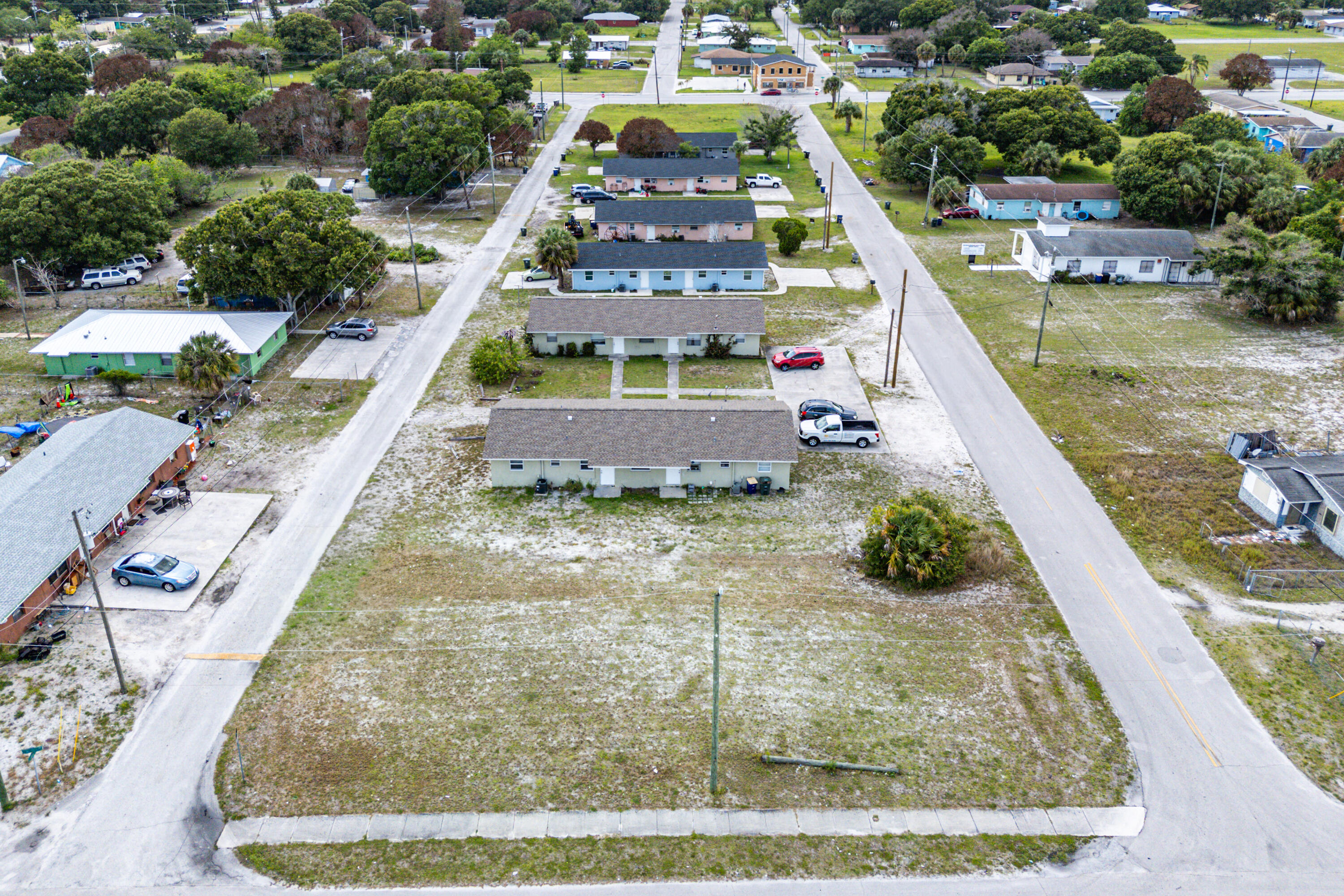 1205 Ave K