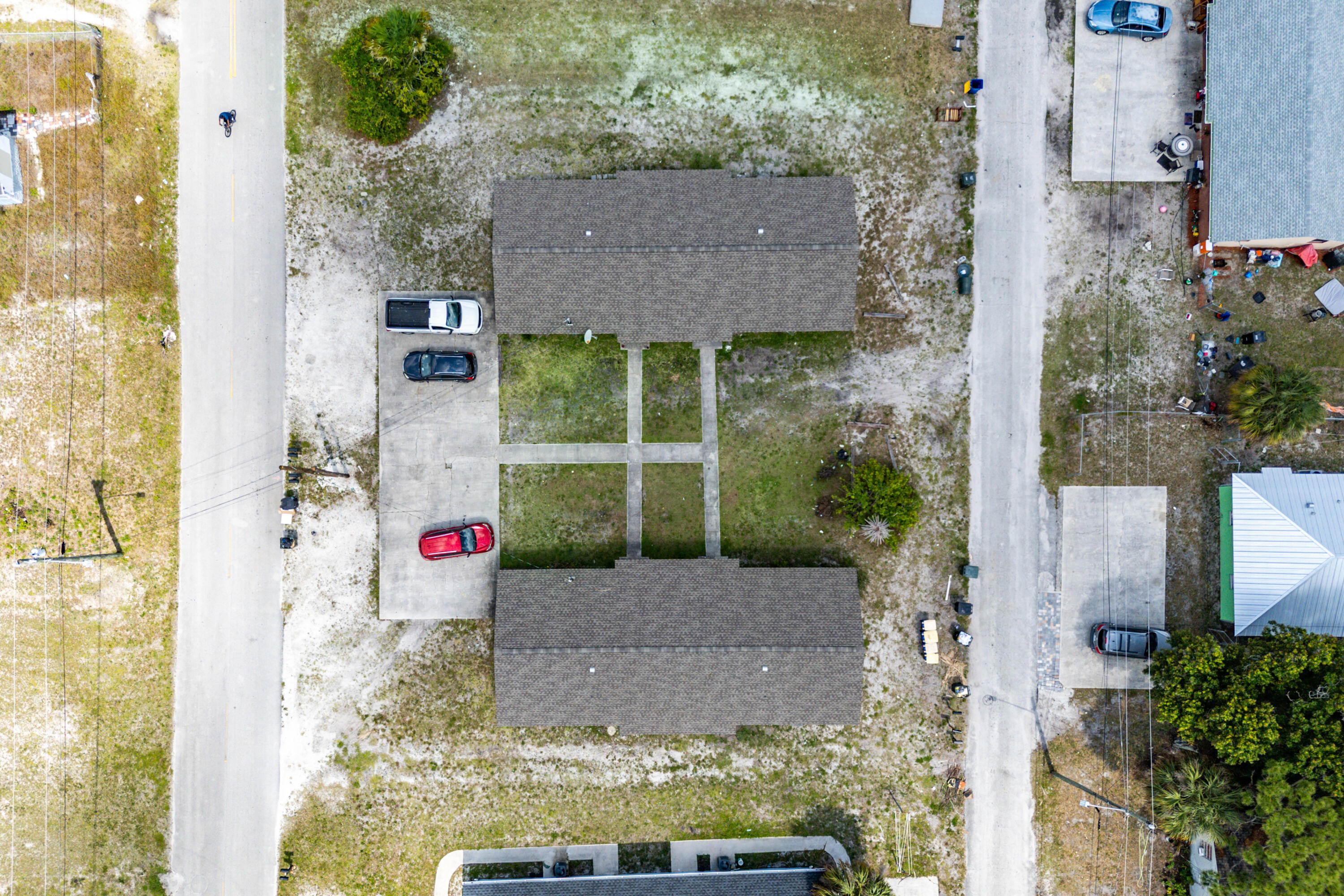 1205 Ave K