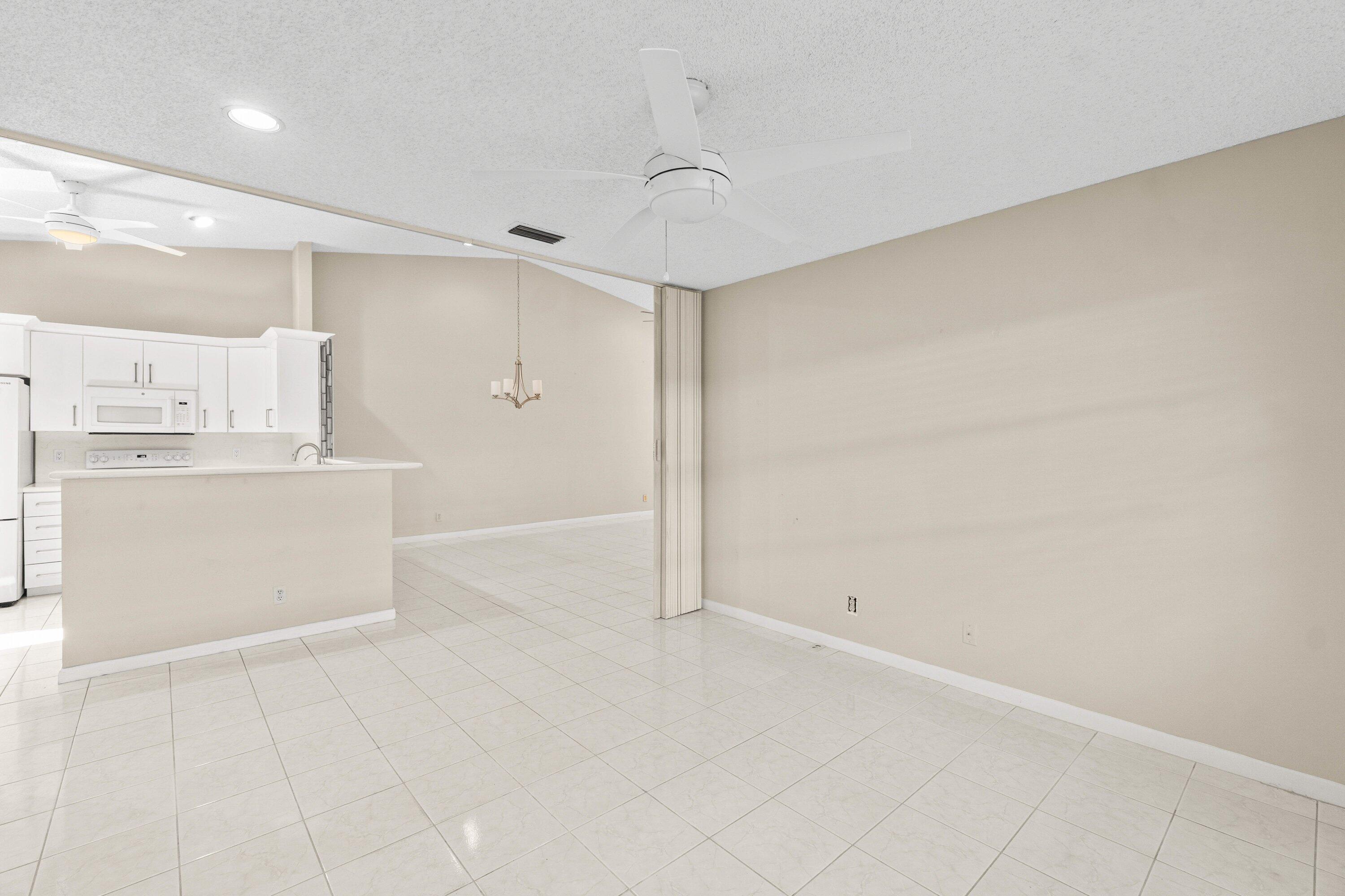 6099 Kings Gate Circle
