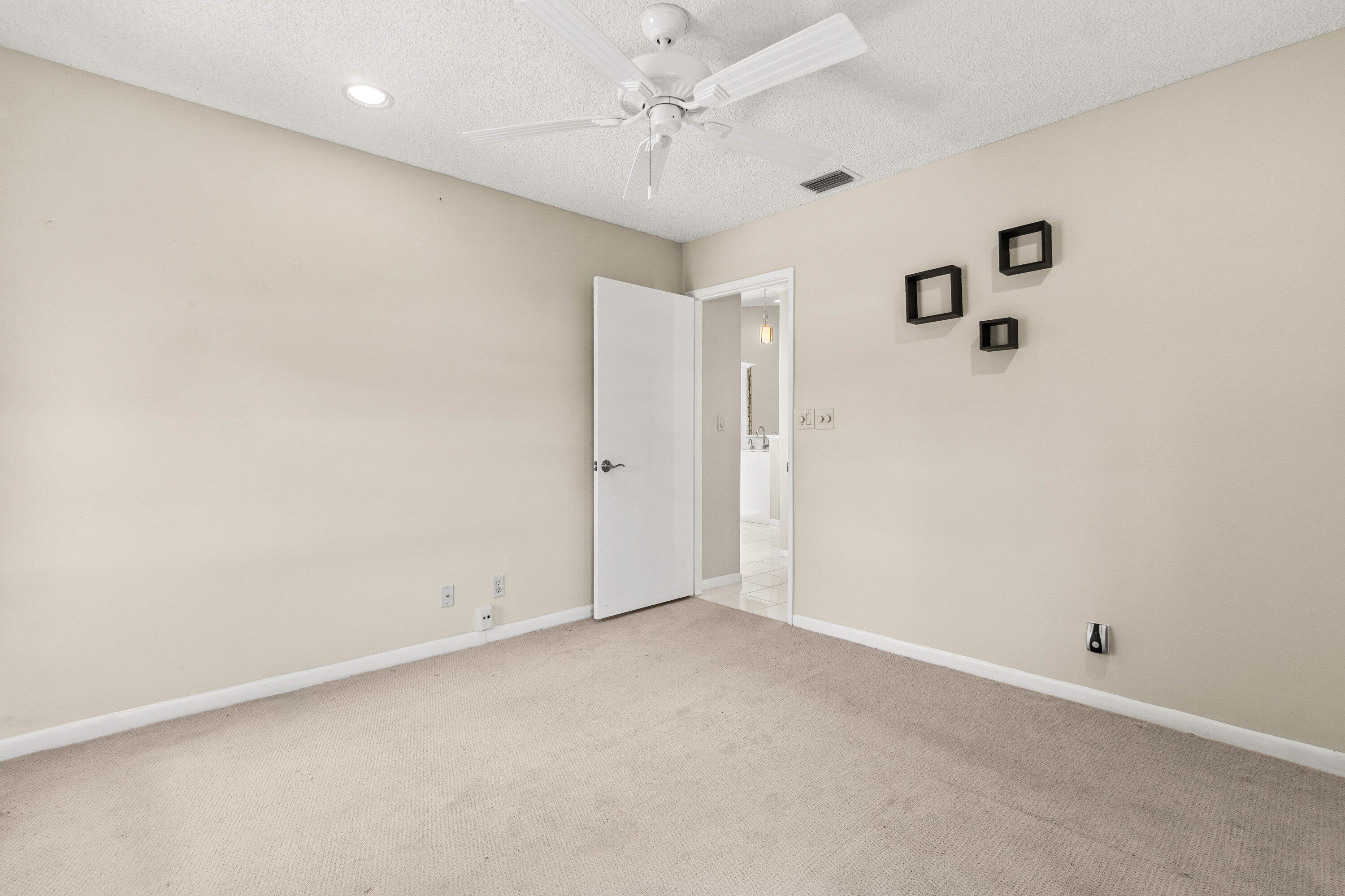 6099 Kings Gate Circle