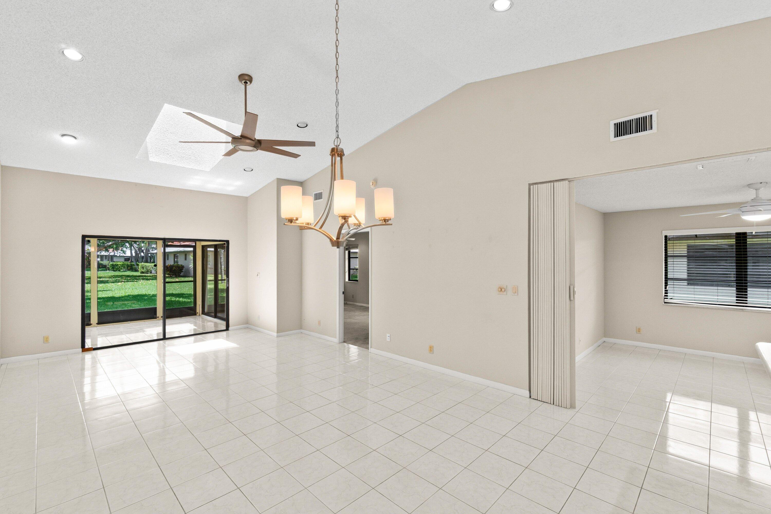 6099 Kings Gate Circle