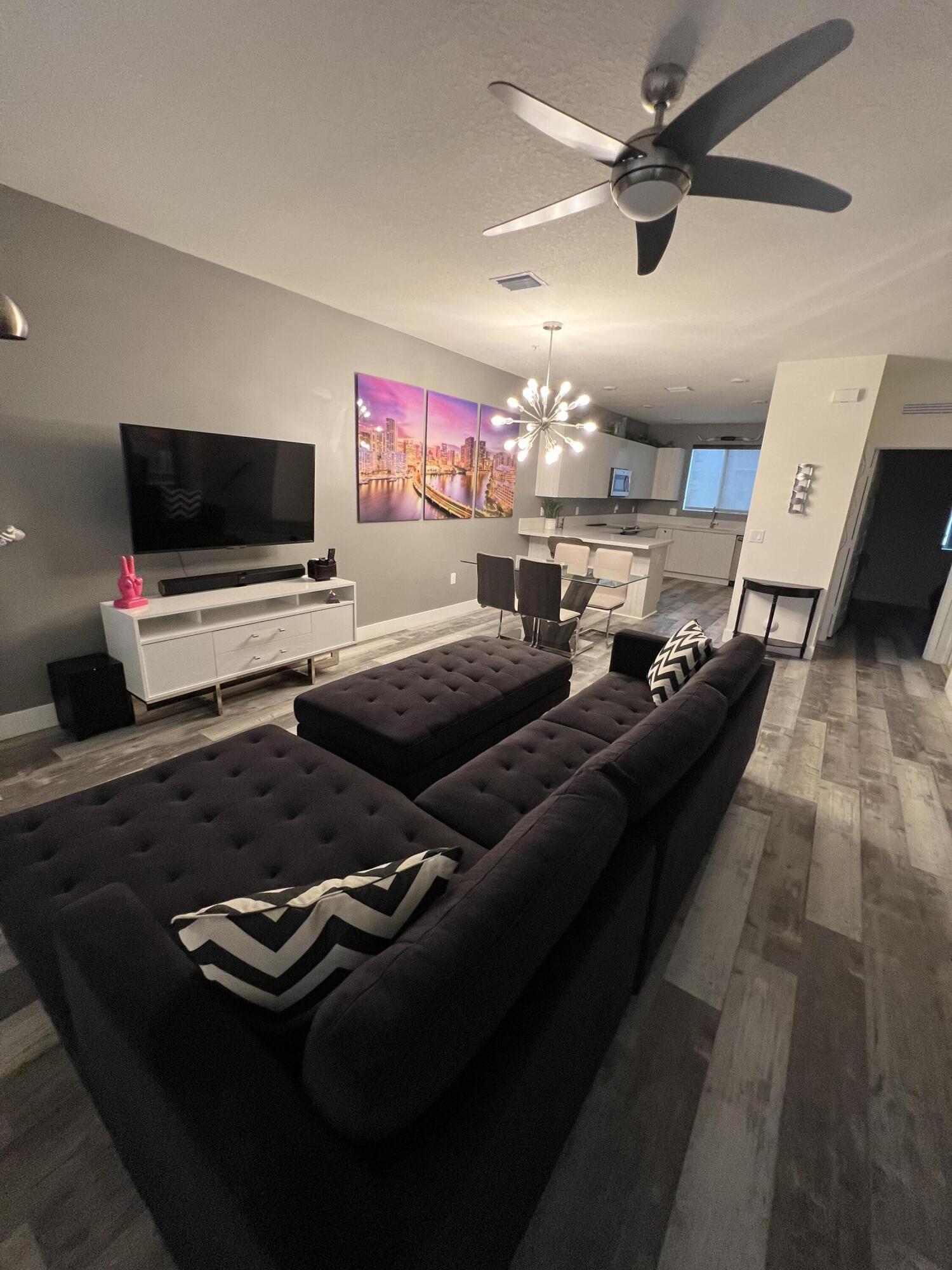 4716 NW 84th Court
