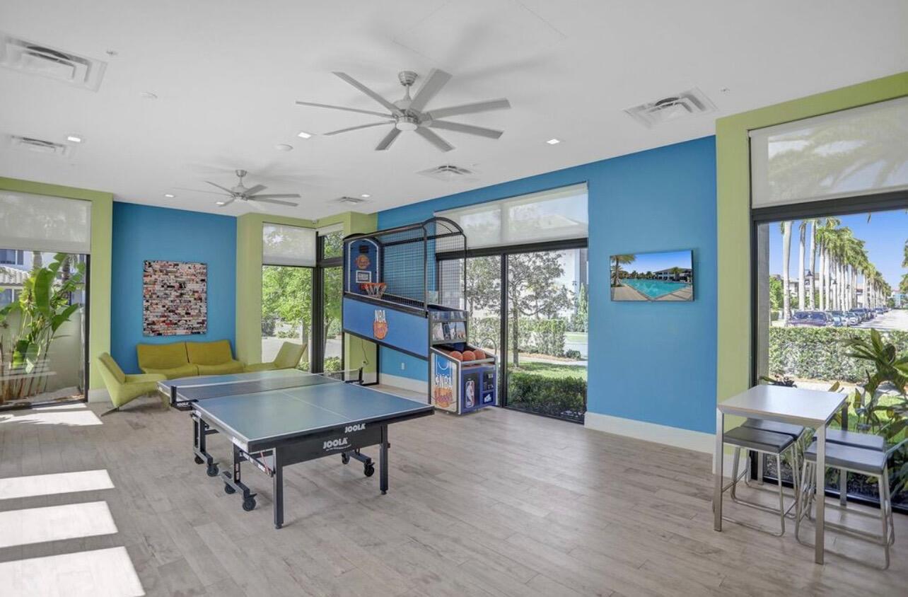 4716 NW 84th Court