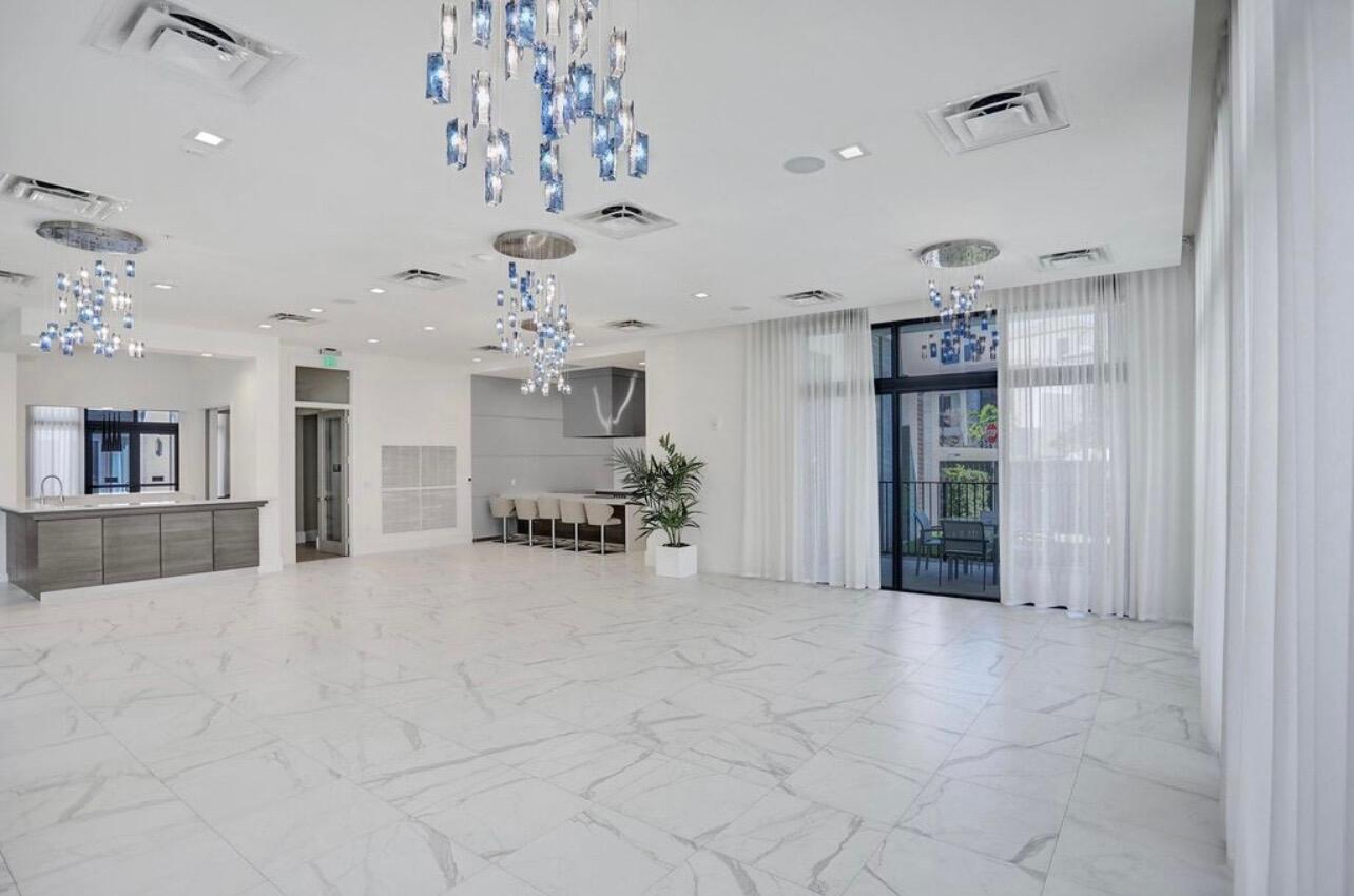 4716 NW 84th Court