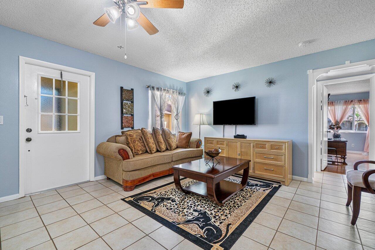 407 Pine Glen Lane B-1