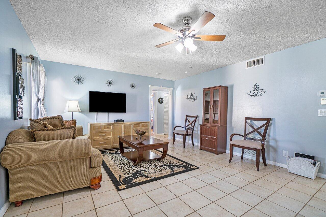 407 Pine Glen Lane B-1