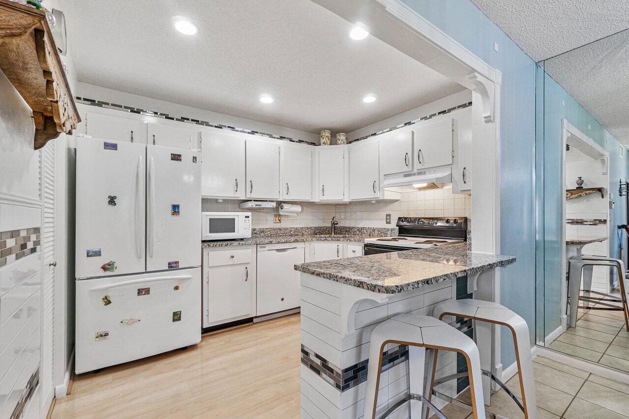 407 Pine Glen Lane B-1