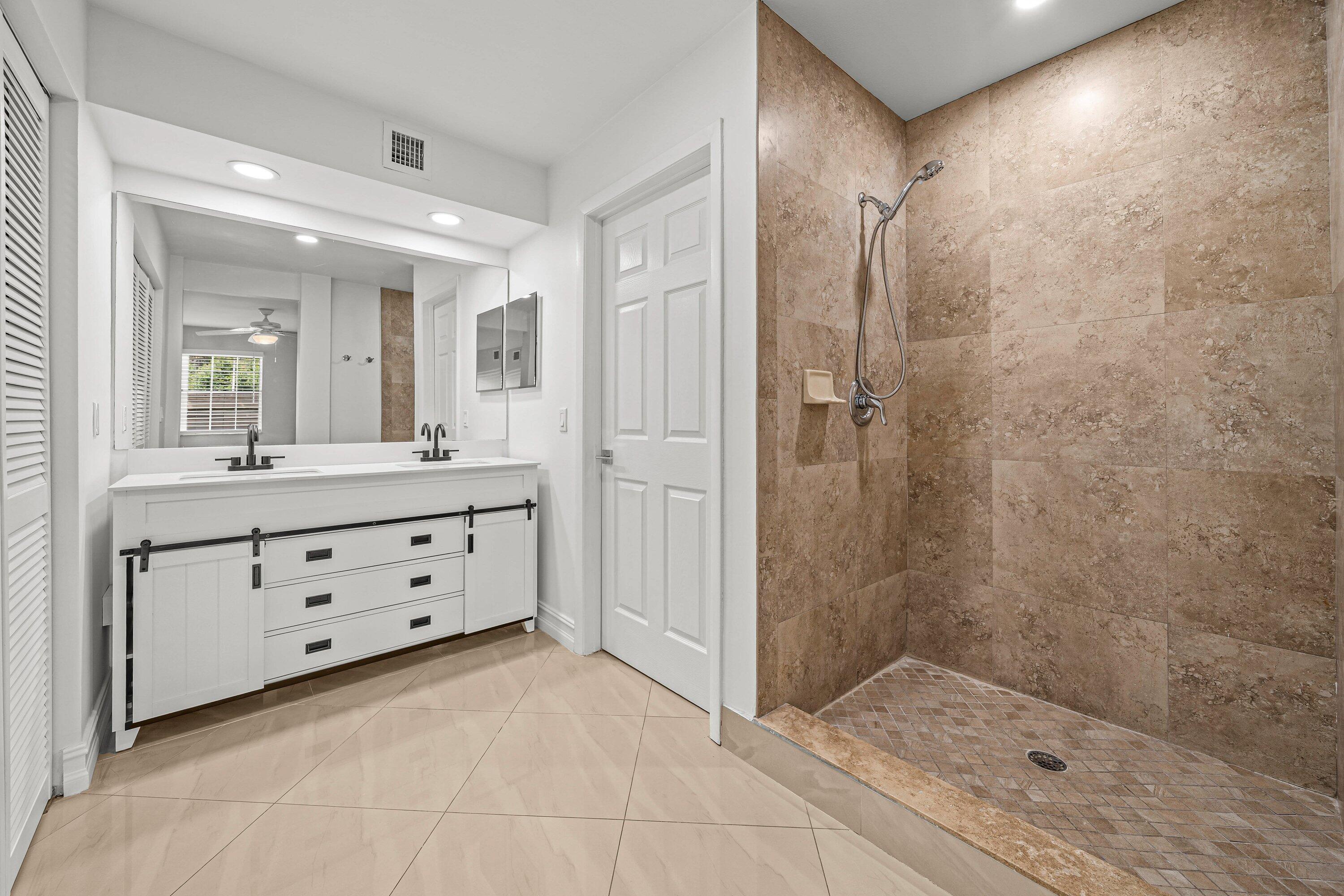 5331 Buckhead Circle 1030