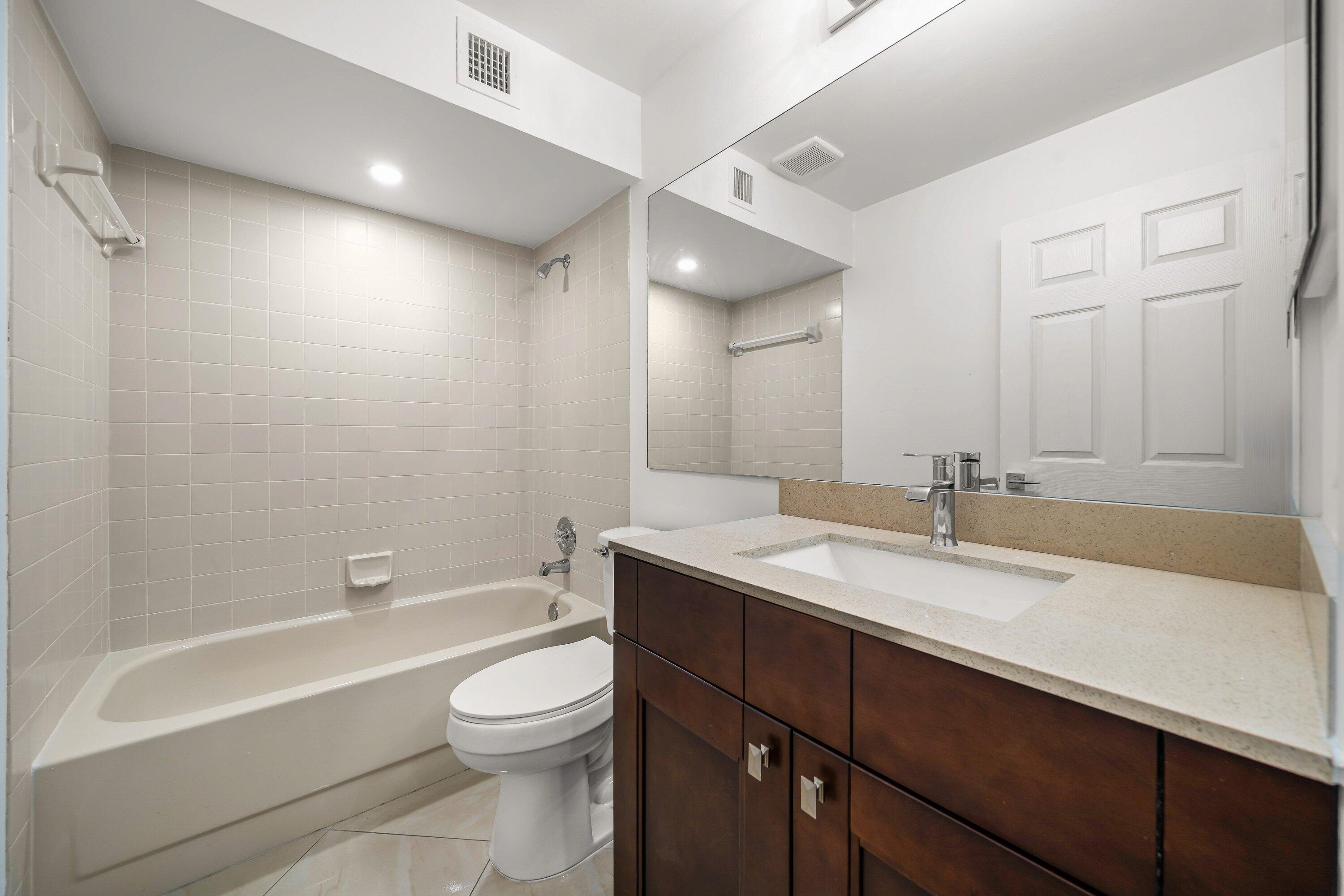5331 Buckhead Circle 1030