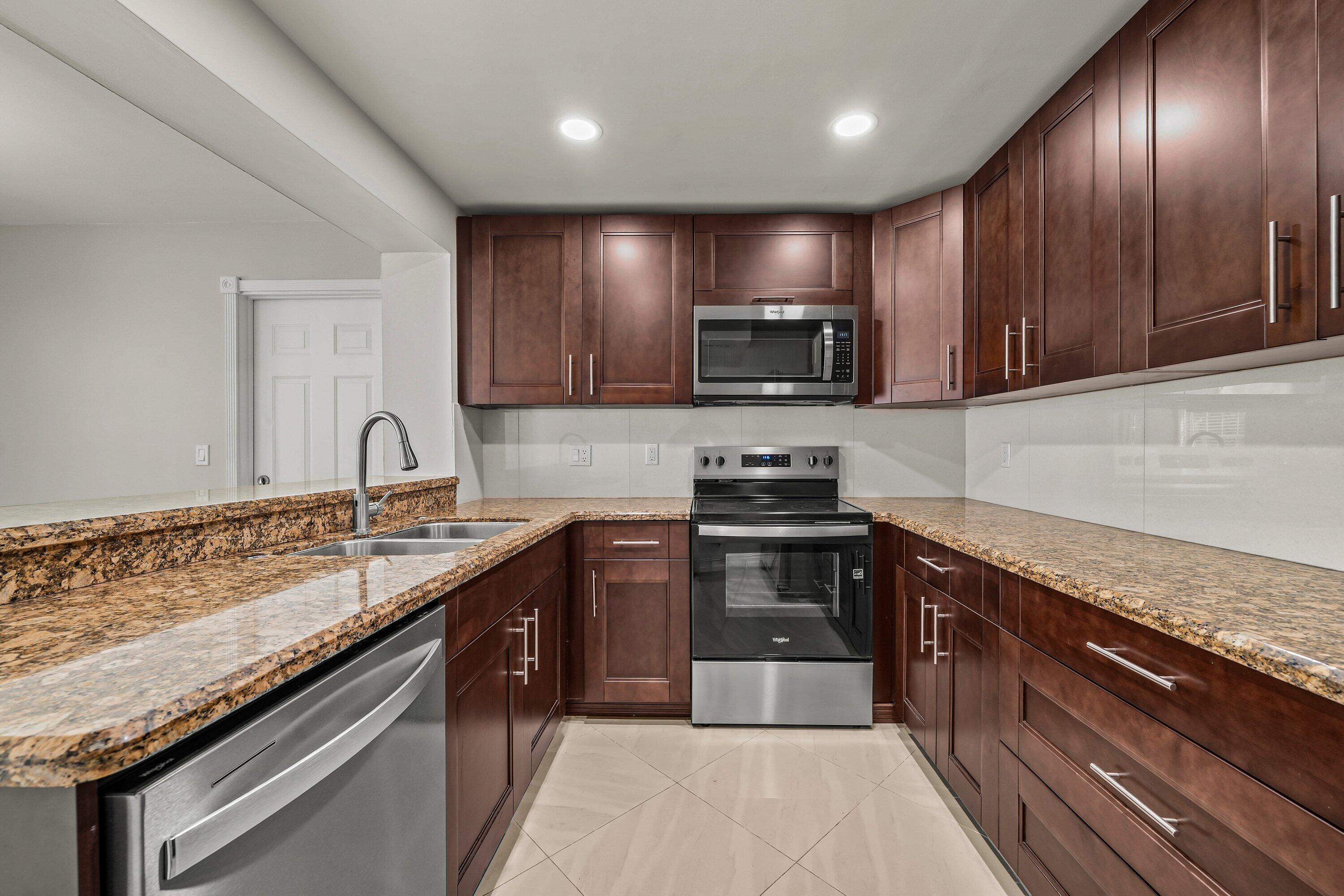 5331 Buckhead Circle 1030