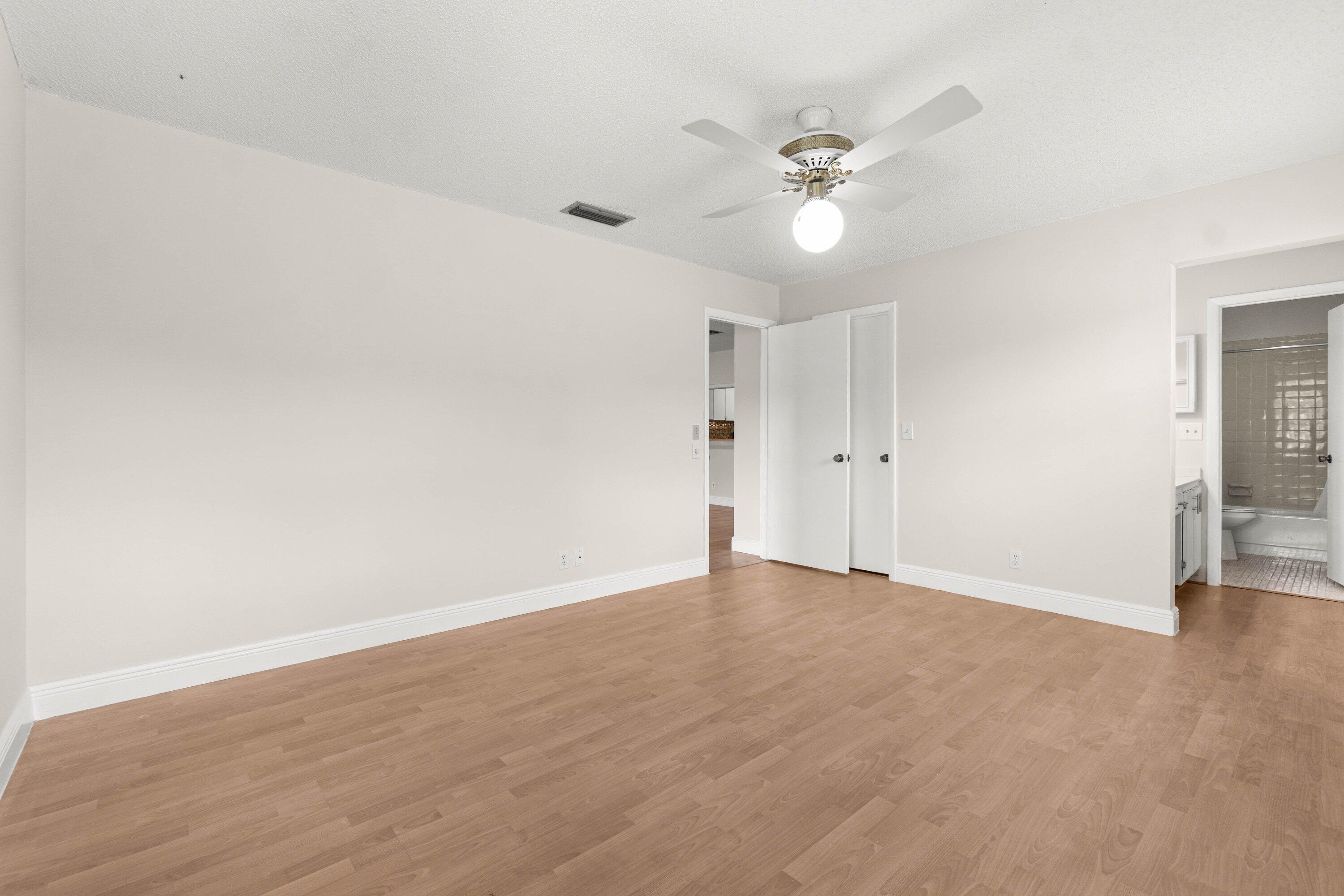 3001 SW 21st Terrace 282a