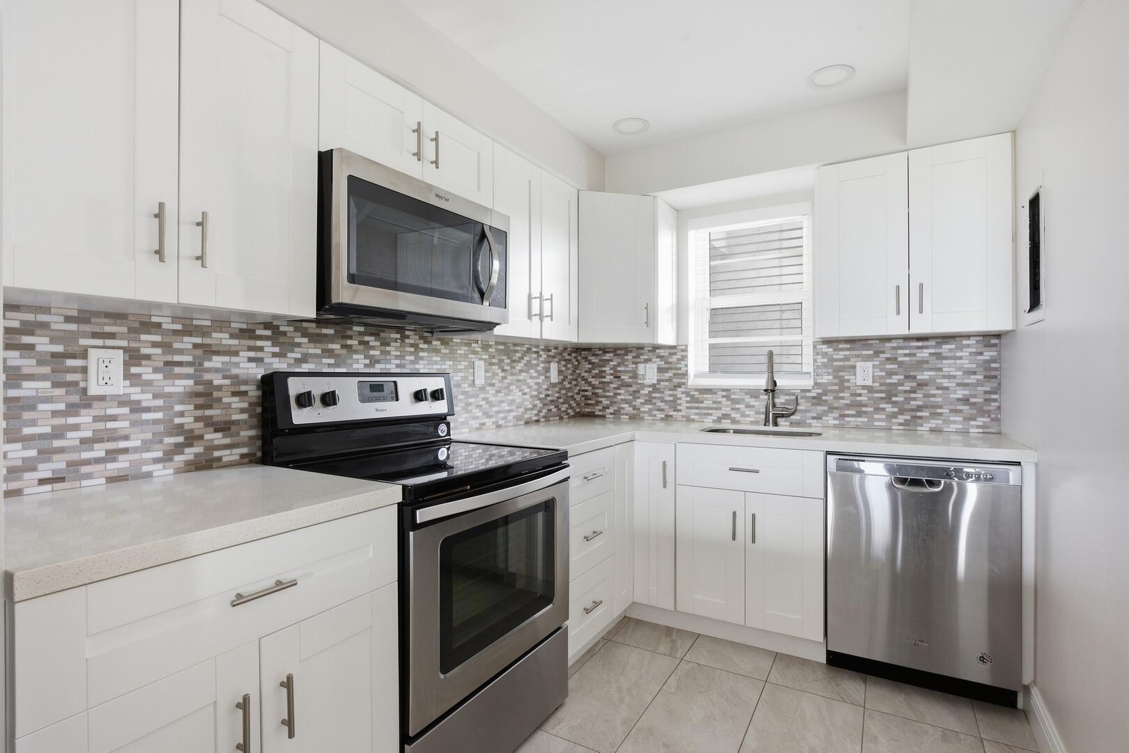 3100 W Rolling Hills Circle 405