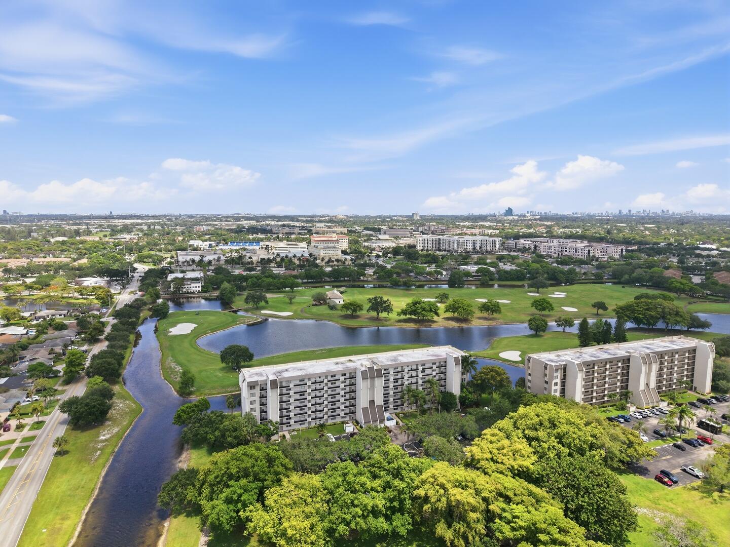 3100 W Rolling Hills Circle 405
