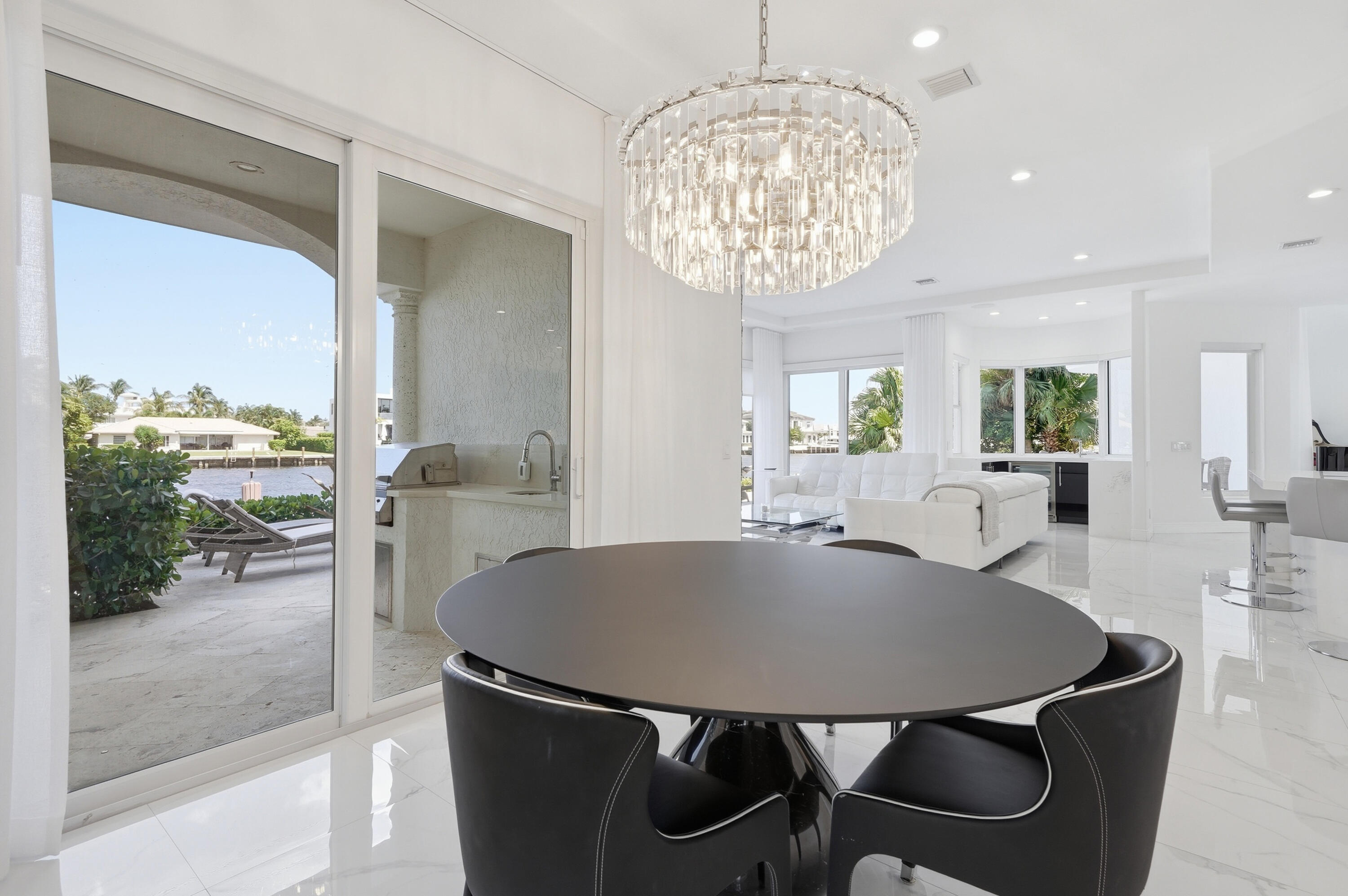 5600 Coastal Drive