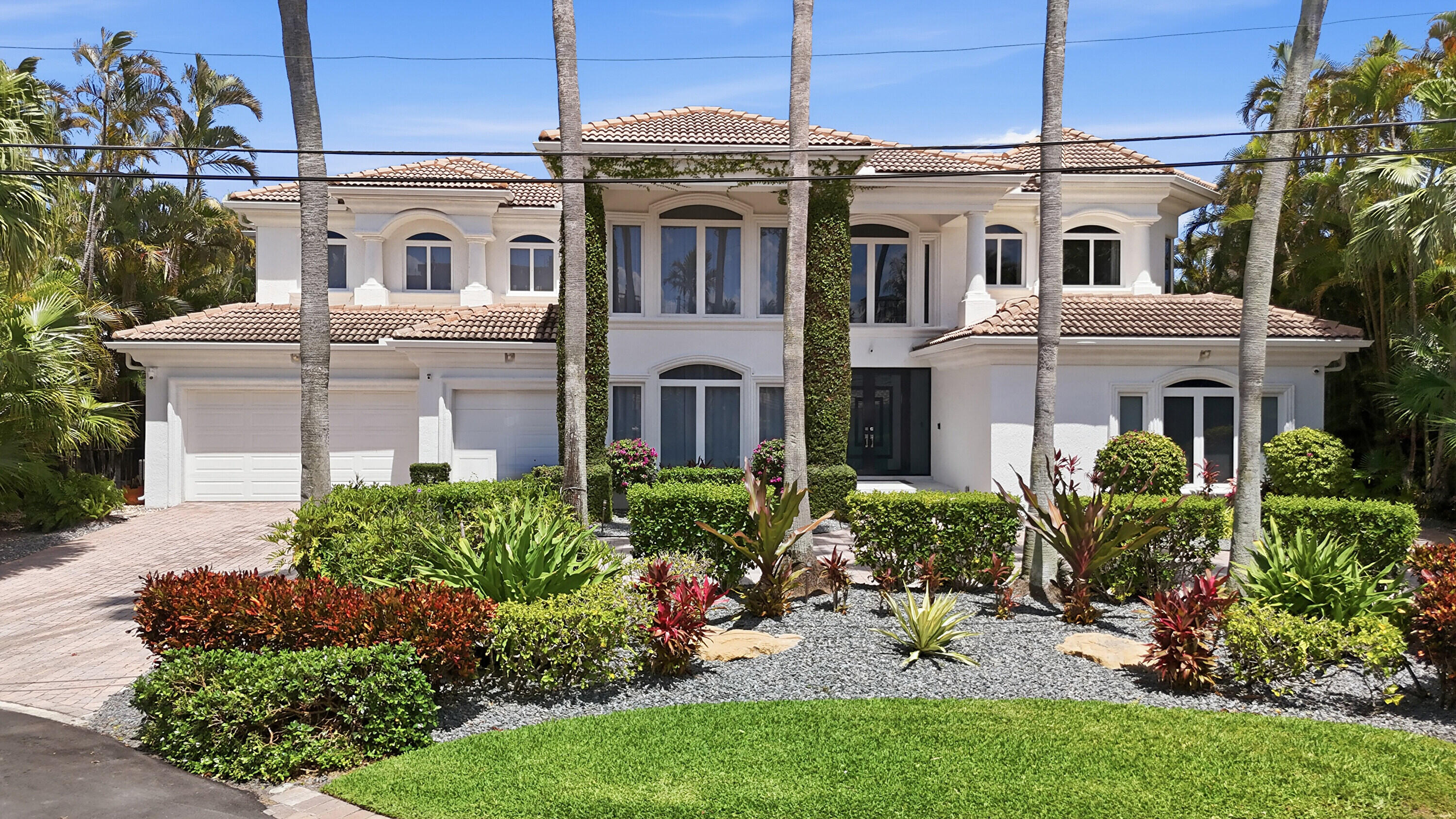 5600 Coastal Drive