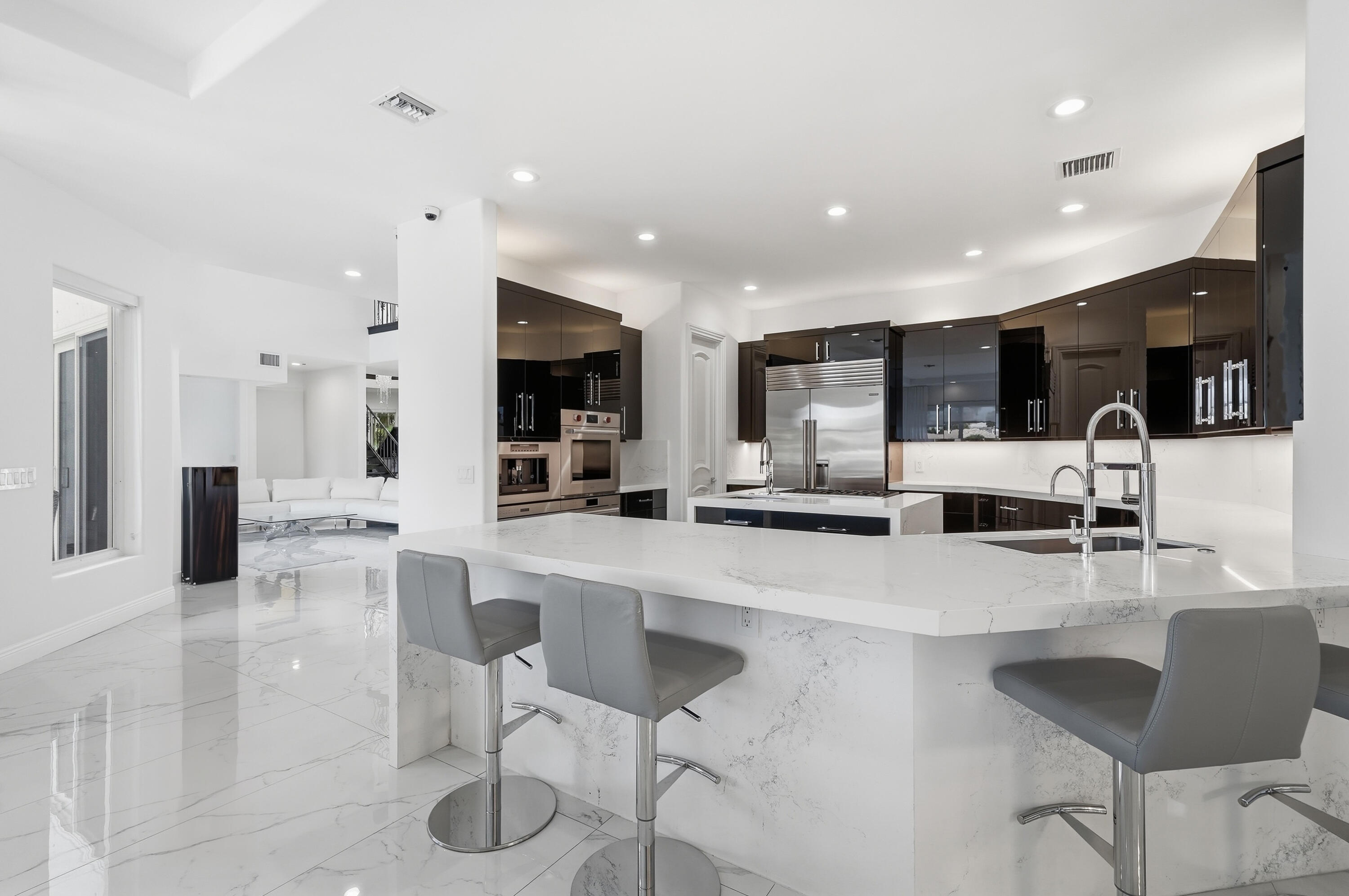 5600 Coastal Drive