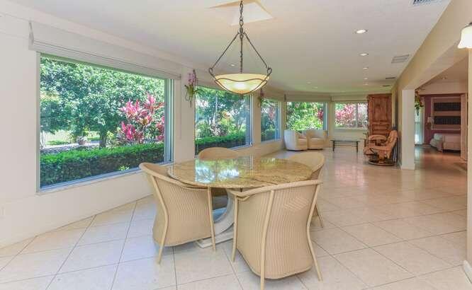 437 French Royale Circle