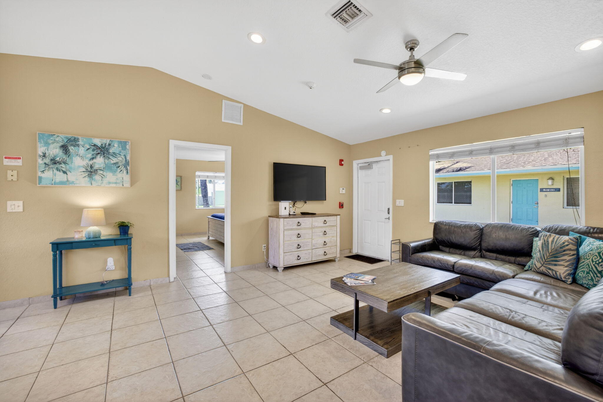 305 SW 16th Street