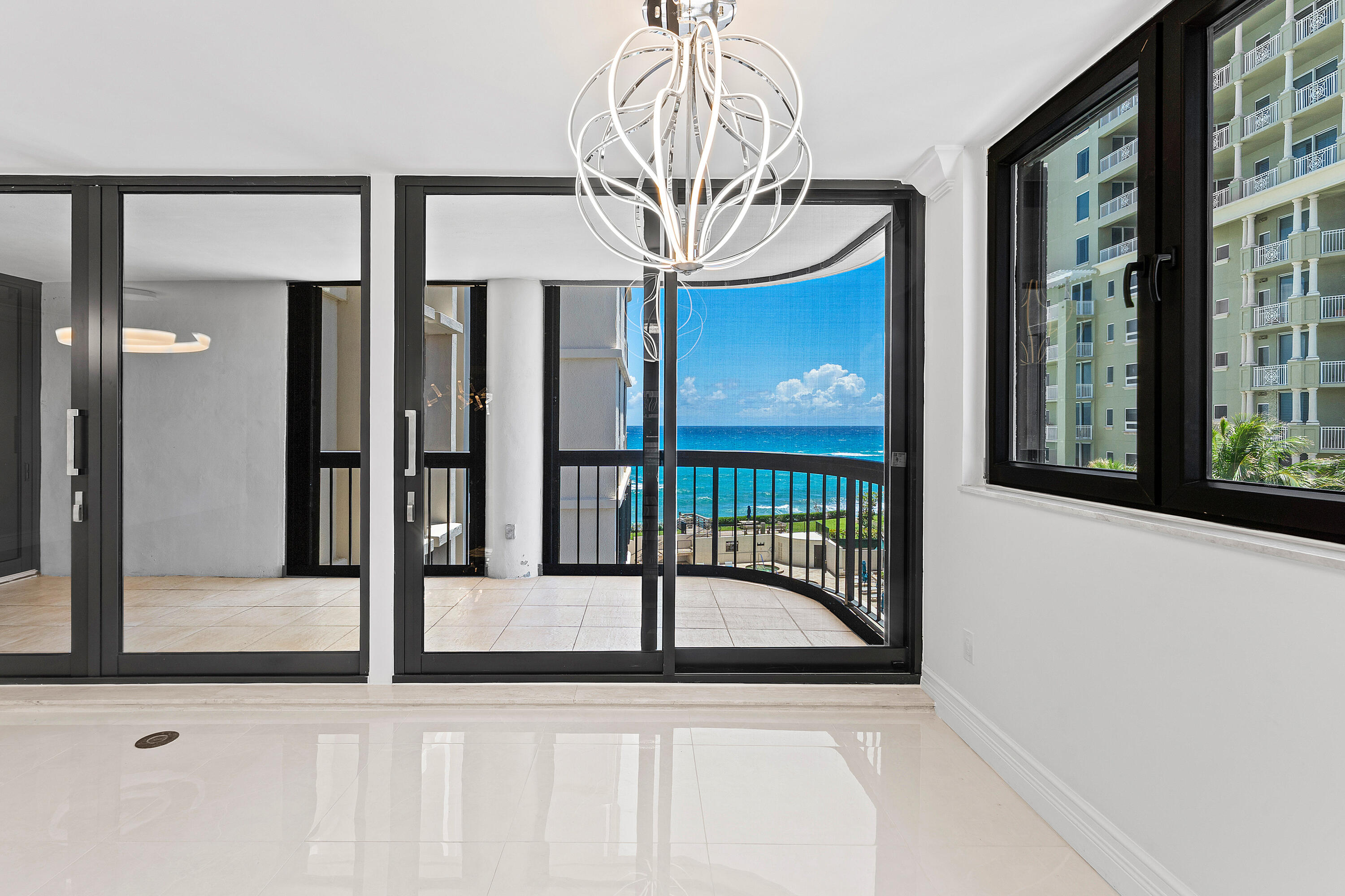 5380 N Ocean Drive 5a