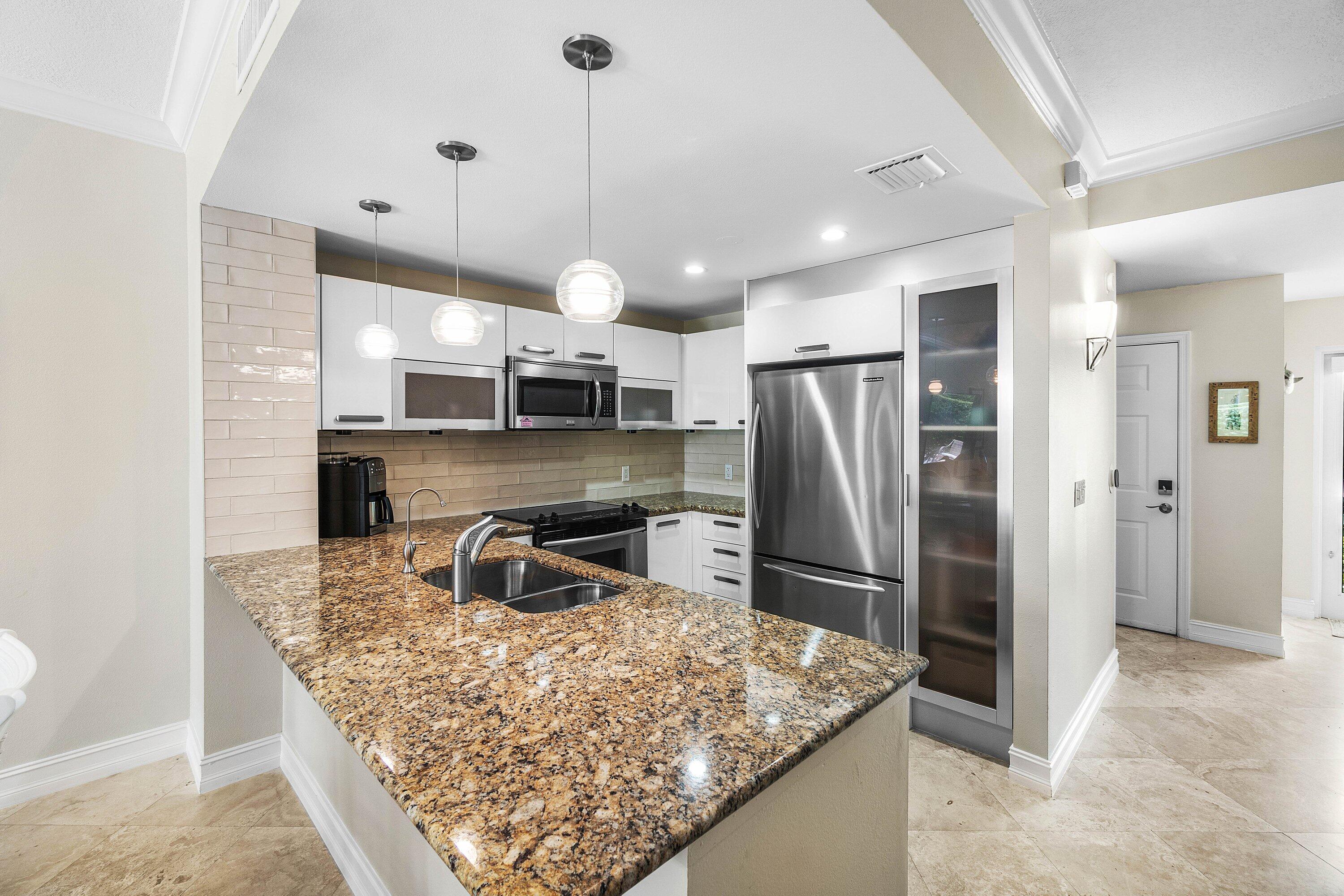 3604 S Ocean Boulevard 105
