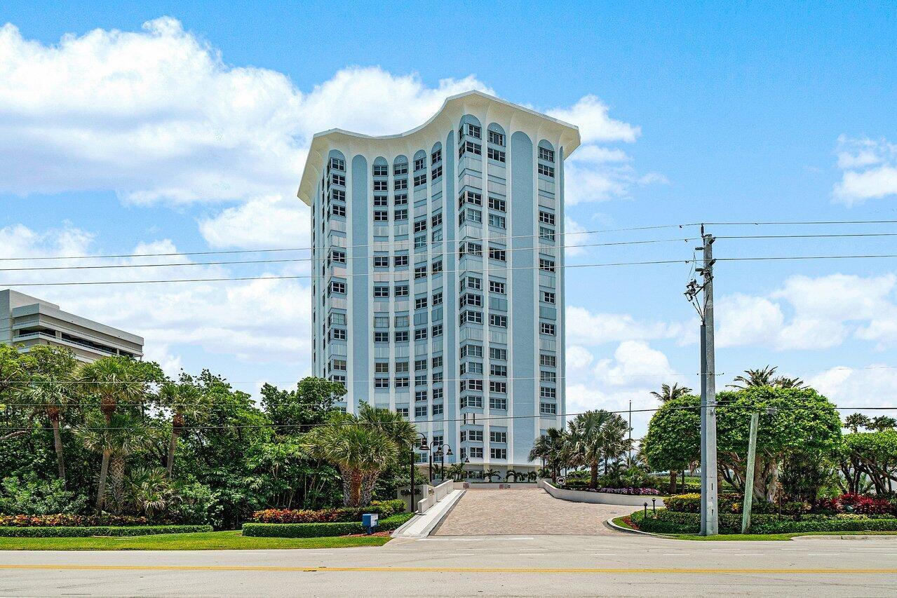 5200 N Ocean Drive 102