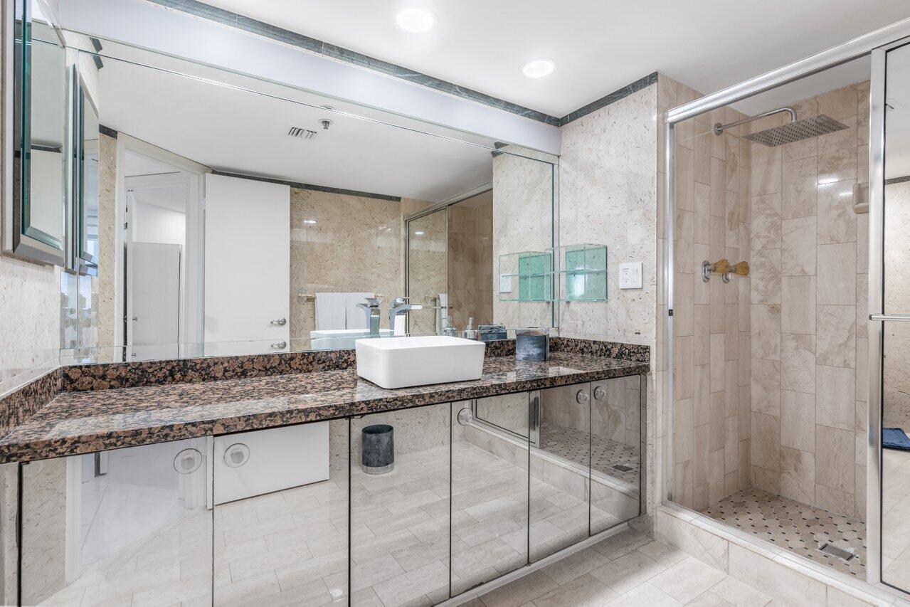 5200 N Ocean Drive 102