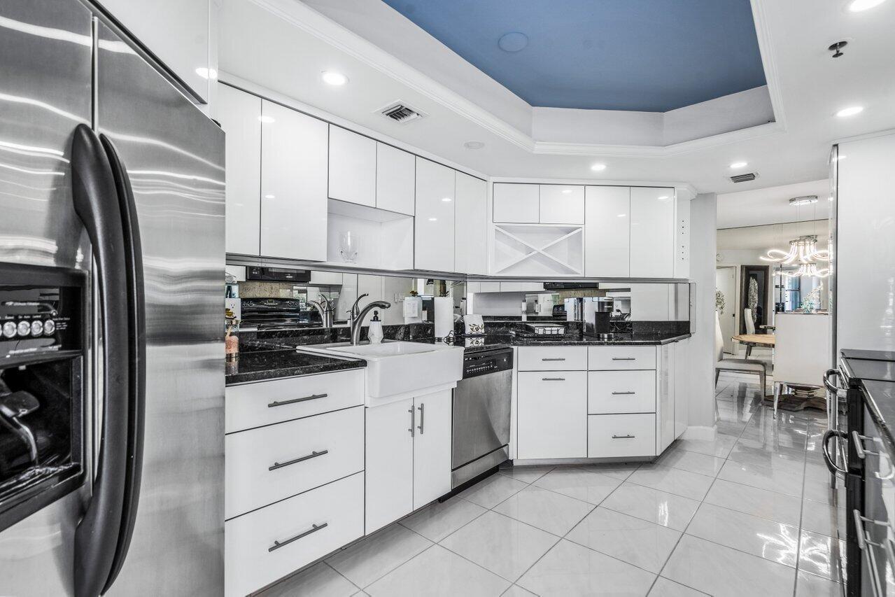 5200 N Ocean Drive 102